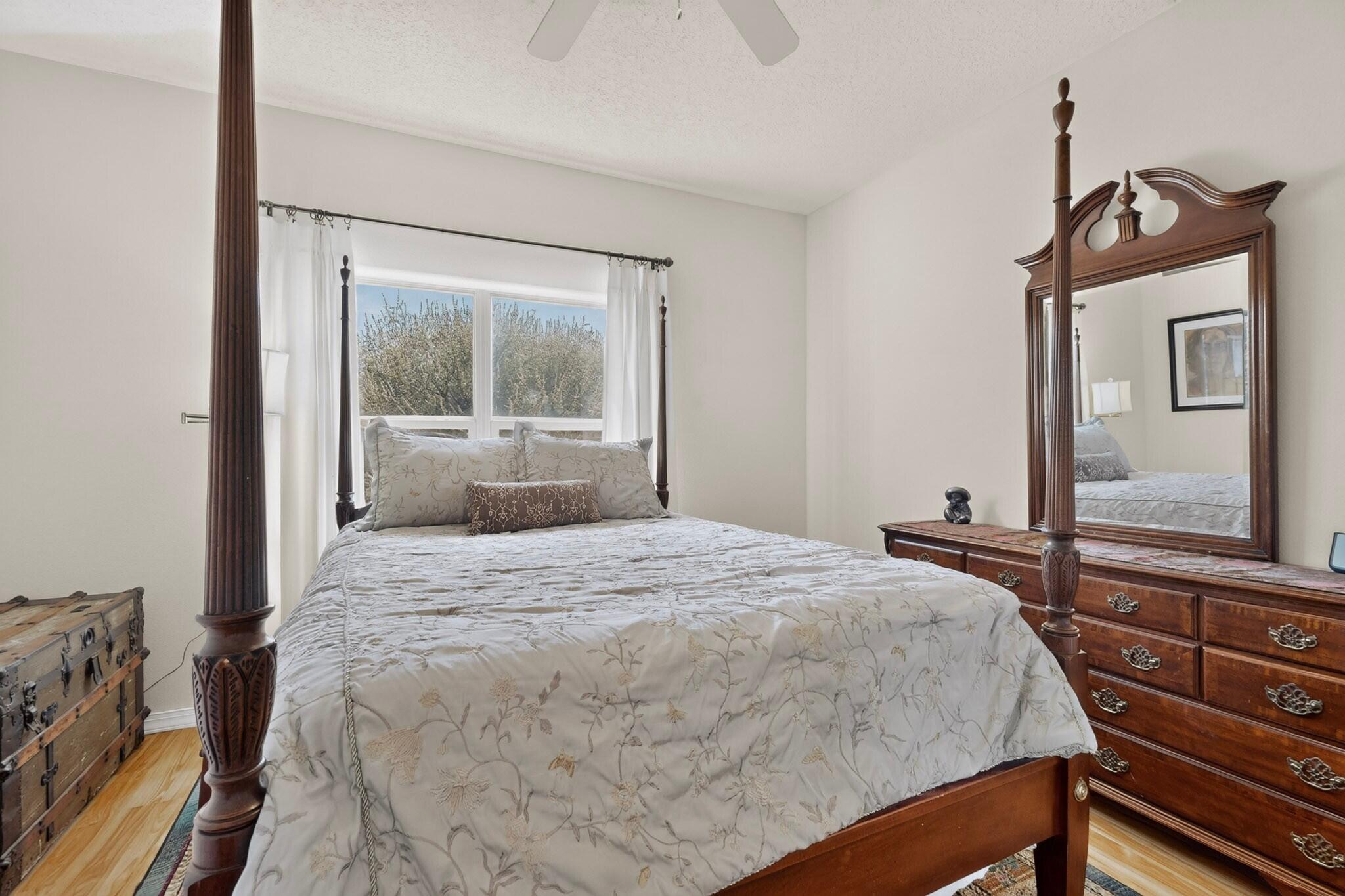 Photo 10 — 5109 Willow Creek Place NW