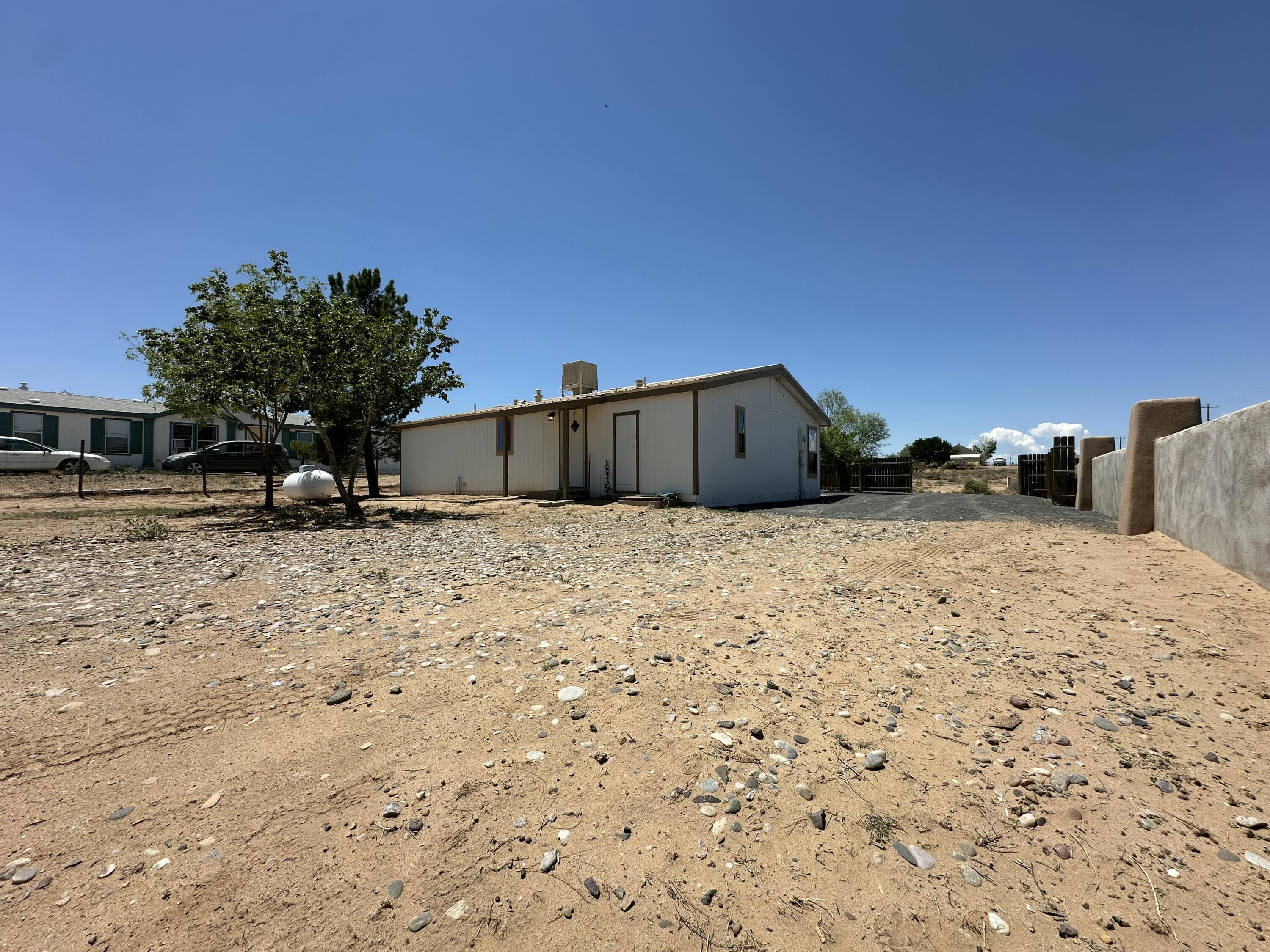 Photo 10 — 1006 26th Street SW