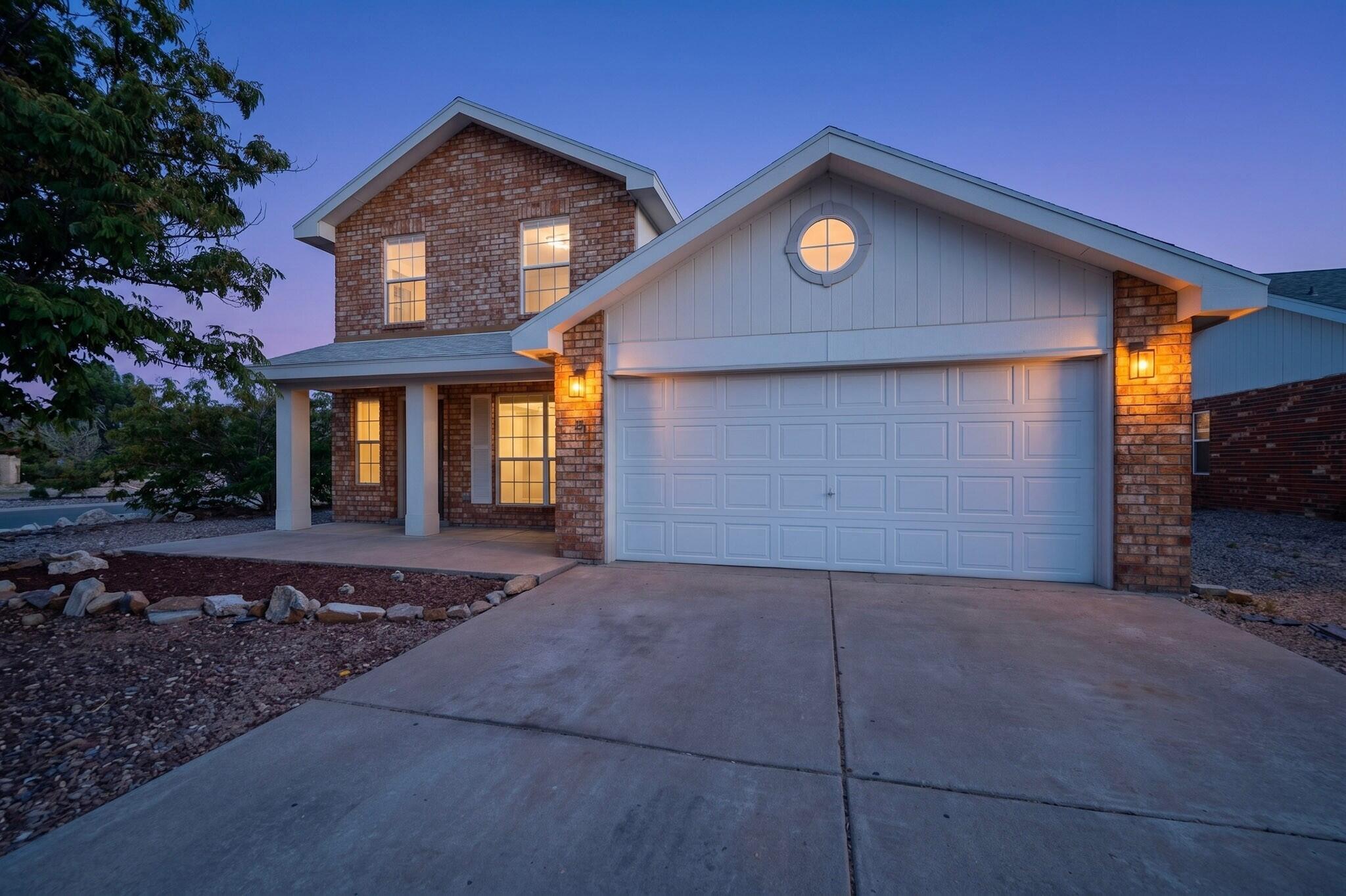 16 Cliffrose Trail, Los Lunas, NM 87031