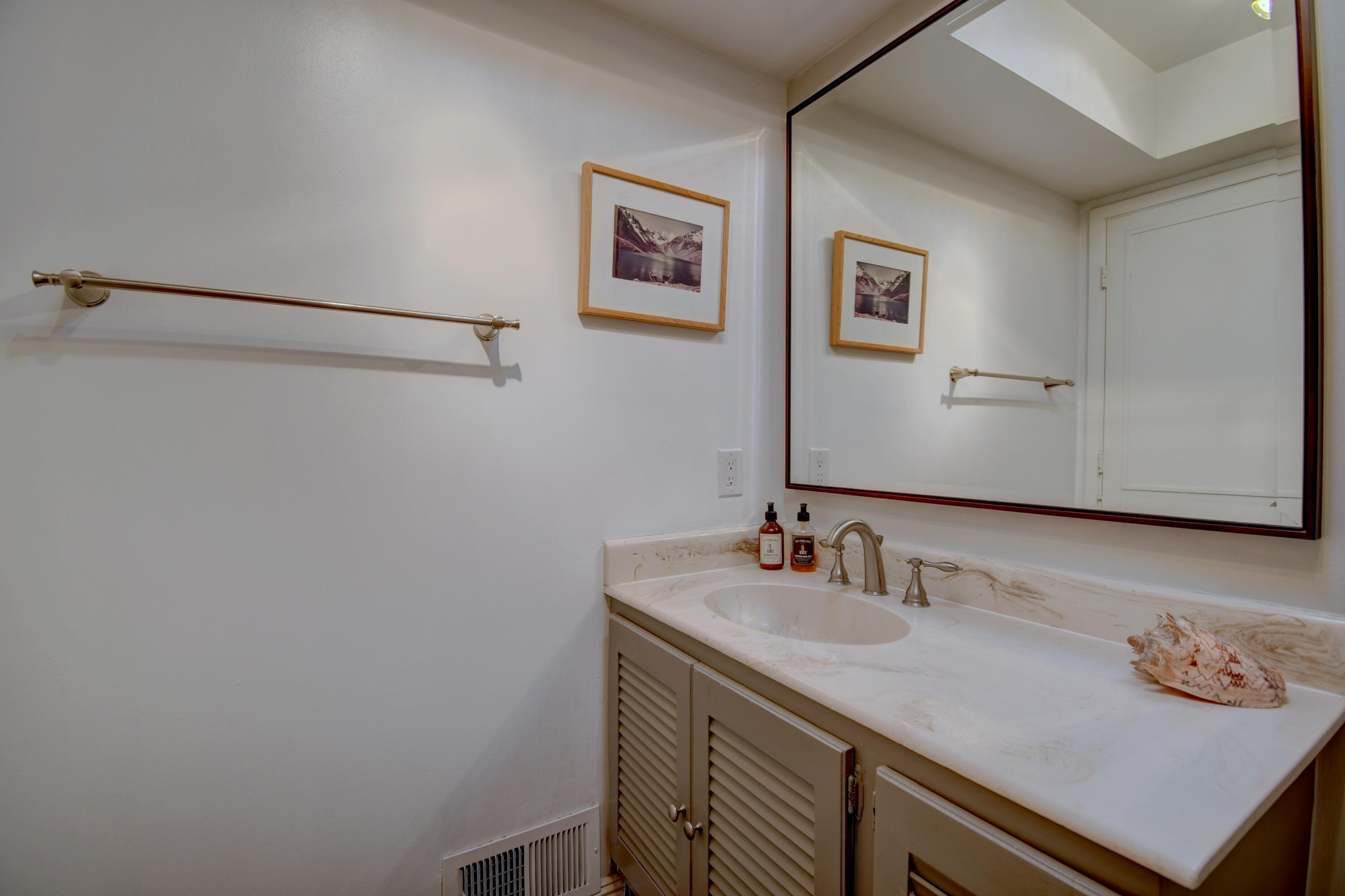 Photo 14 — 1311 Park Avenue SW
