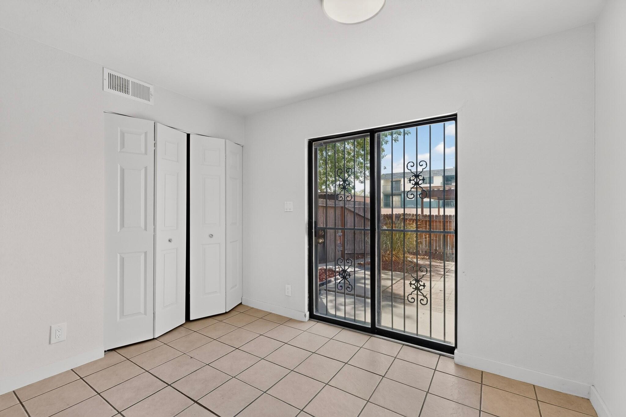 Photo 16 — 3301 Monroe Street NE UNIT P168