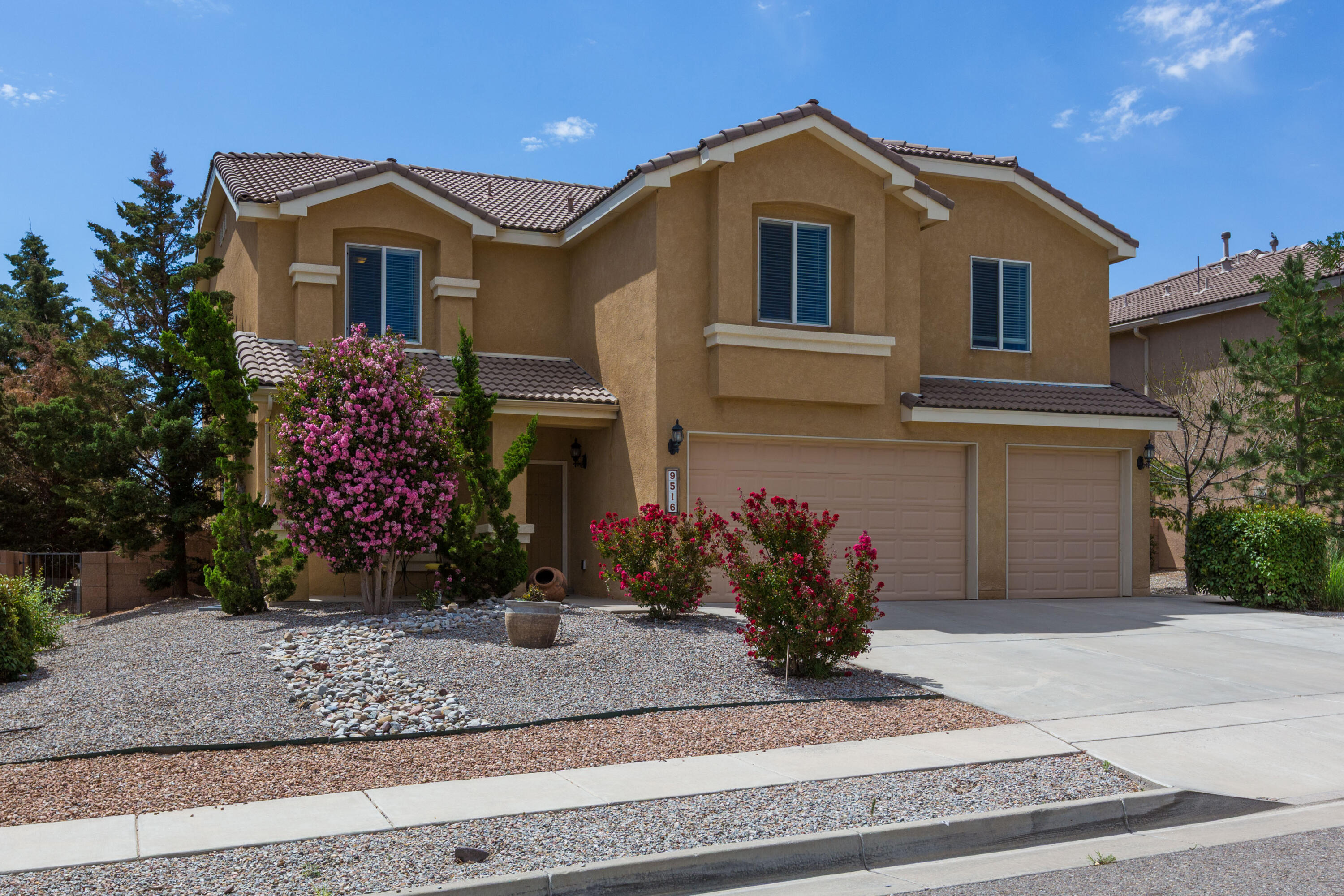 9516 Storm Cloud Avenue NW, Albuquerque, NM 87120