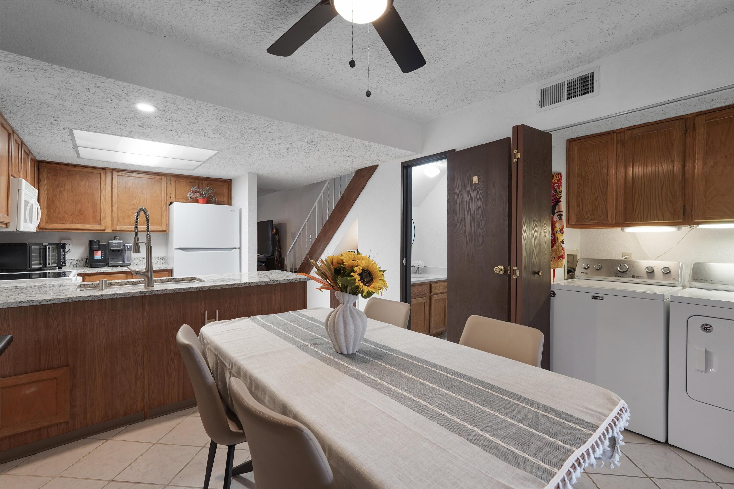 Photo 19 — 6041 Sequoia Road NW D14