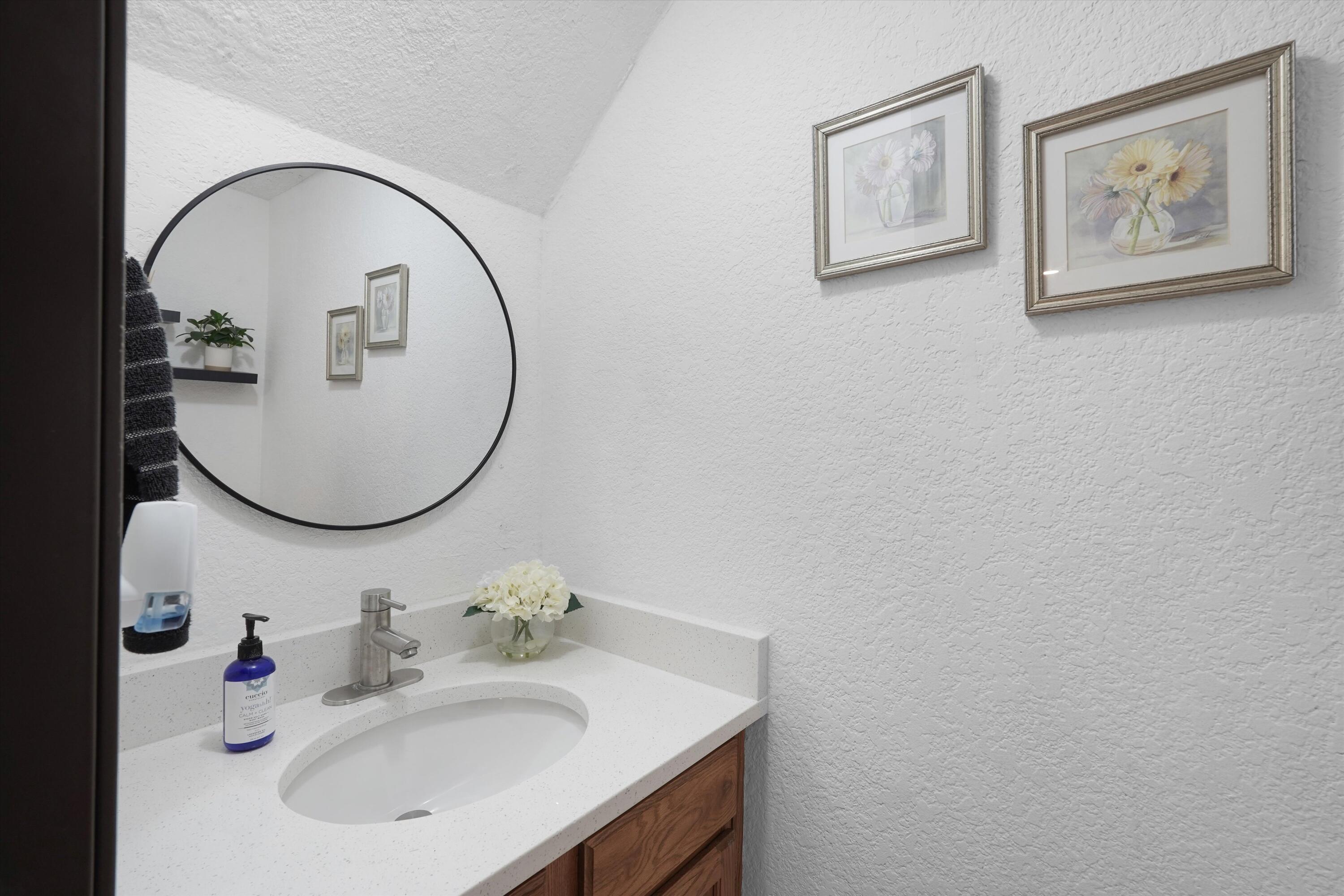 Photo 20 — 6041 Sequoia Road NW D14