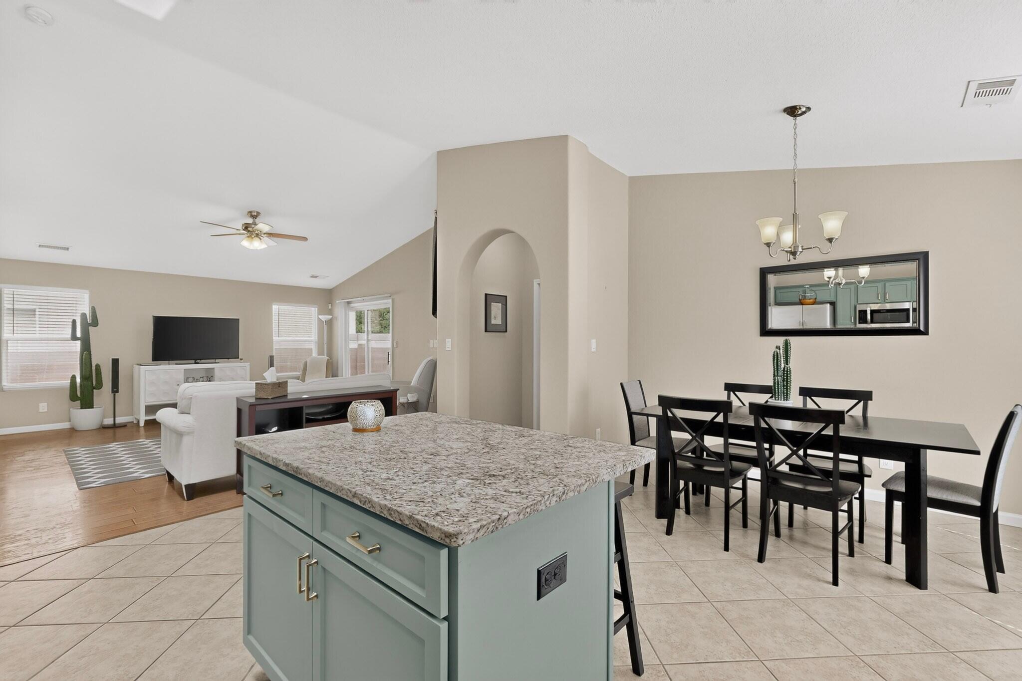 Photo 17 — 7139 Eagle Canyon Road NE