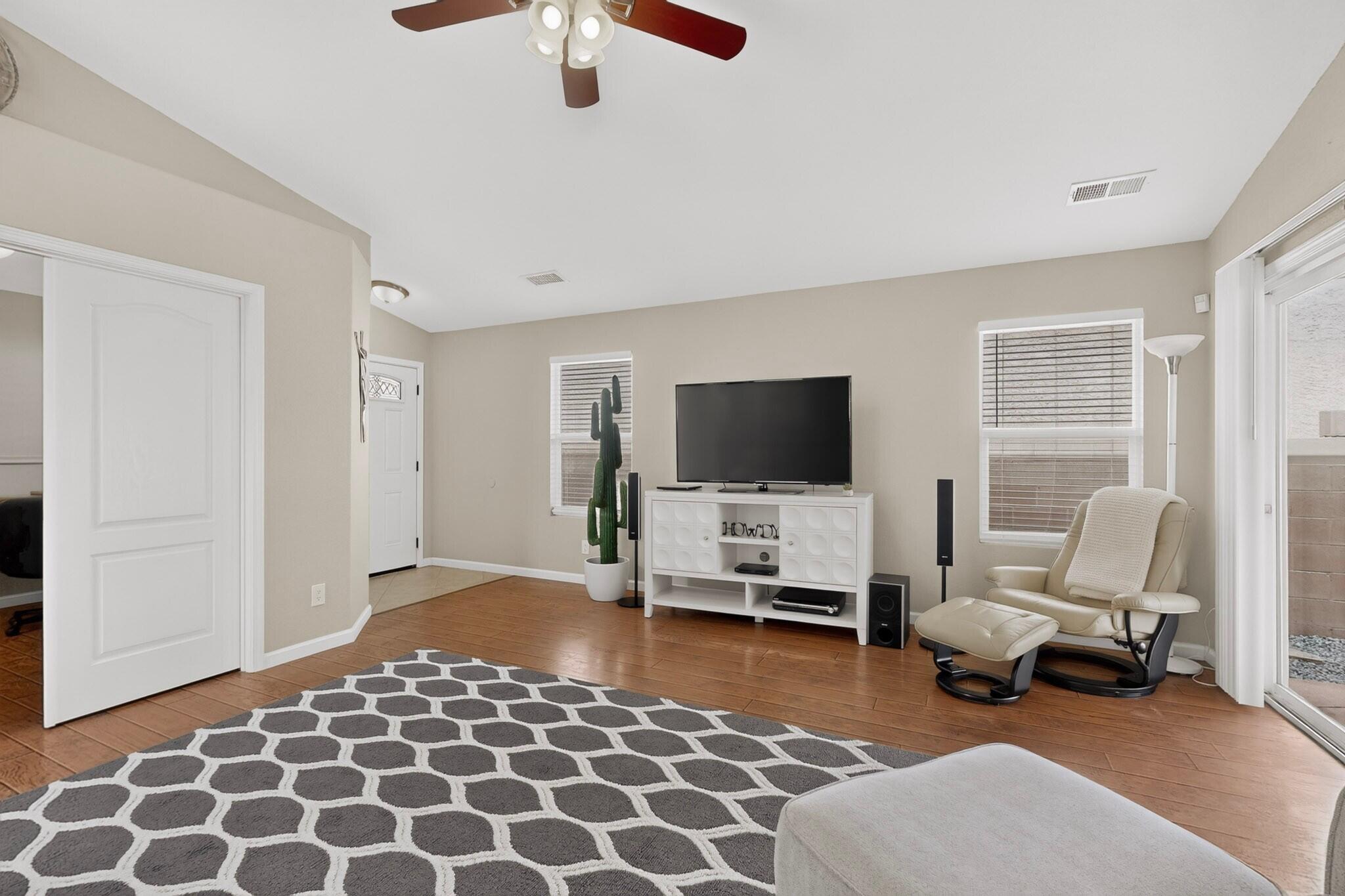 Photo 10 — 7139 Eagle Canyon Road NE