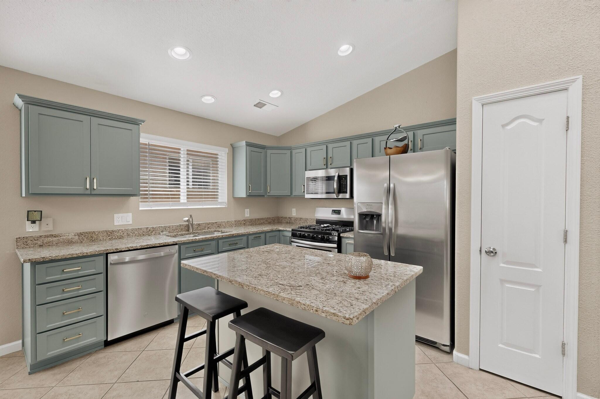 Photo 13 — 7139 Eagle Canyon Road NE