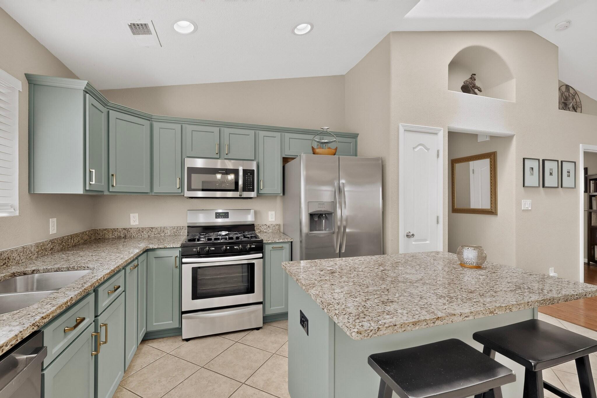 Photo 14 — 7139 Eagle Canyon Road NE