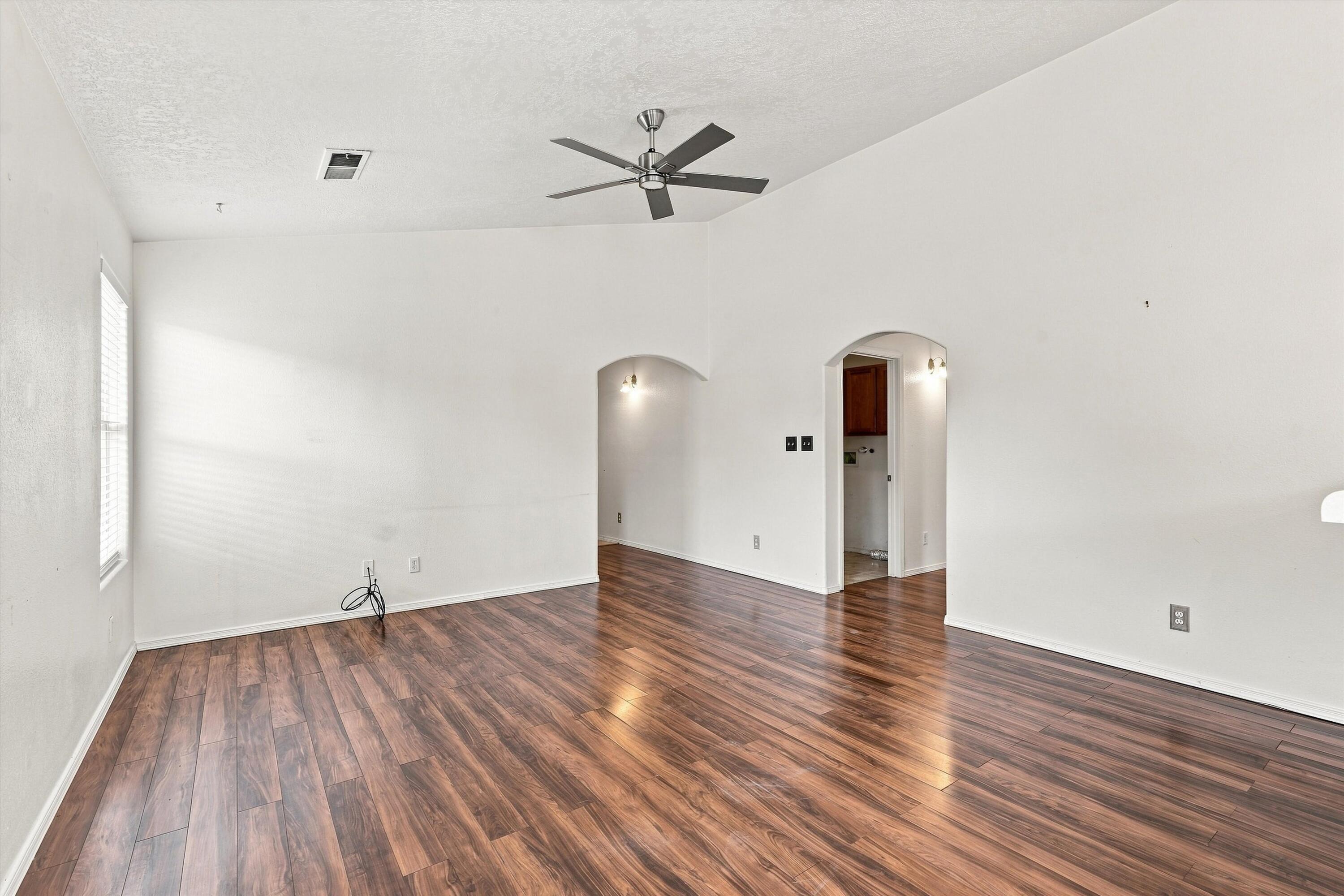Photo 18 — 3639 Cameo Drive