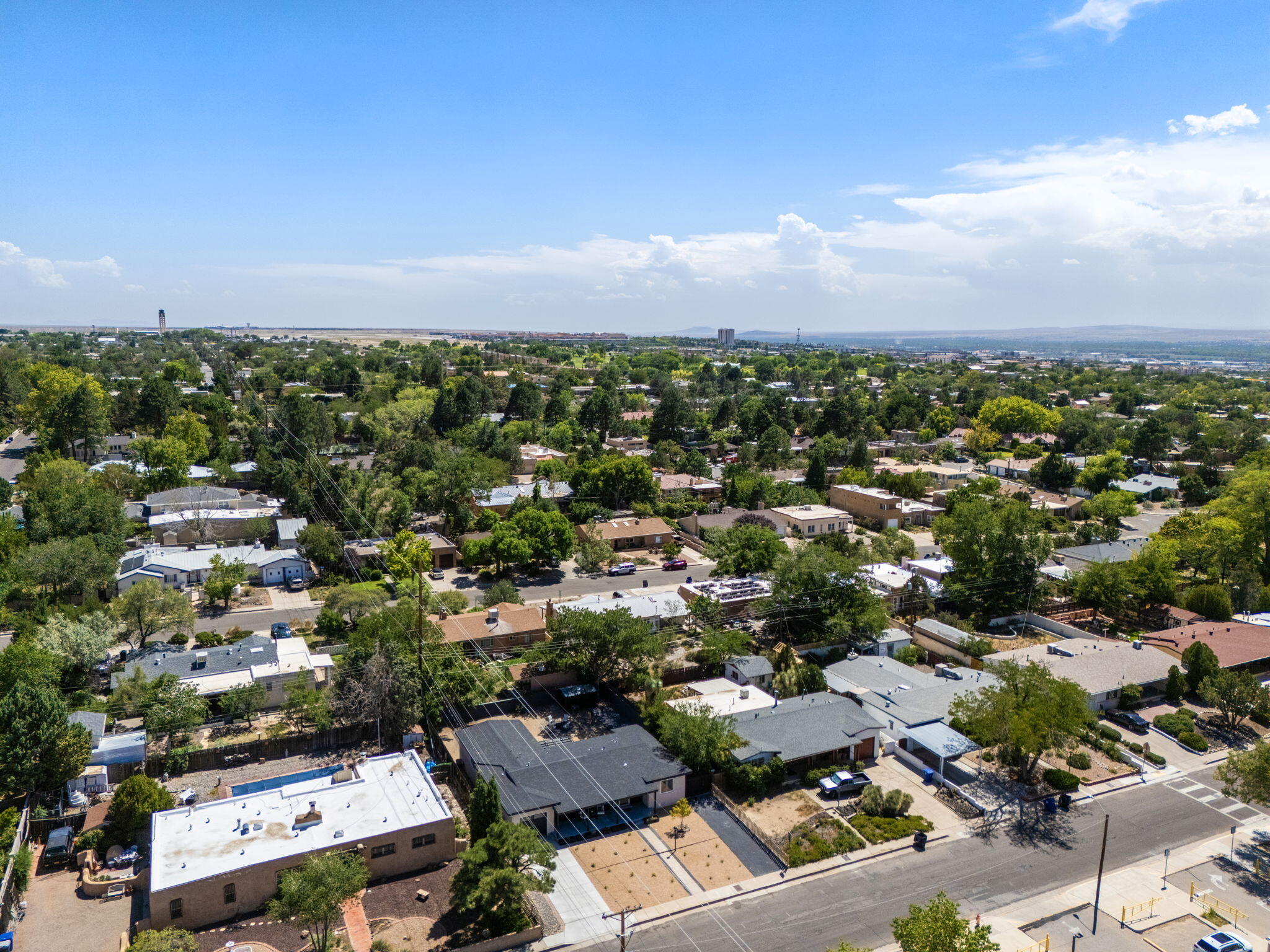 Photo 10 — 3408 Pershing Avenue SE