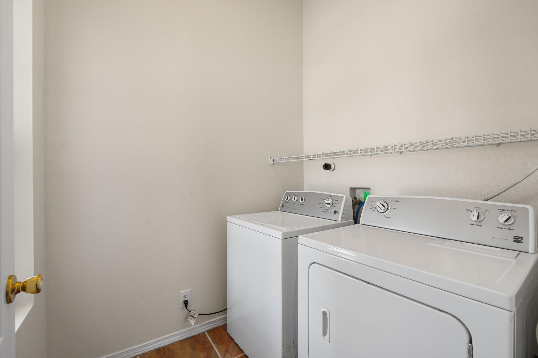 Photo 10 — 7250 Pelona Court NE
