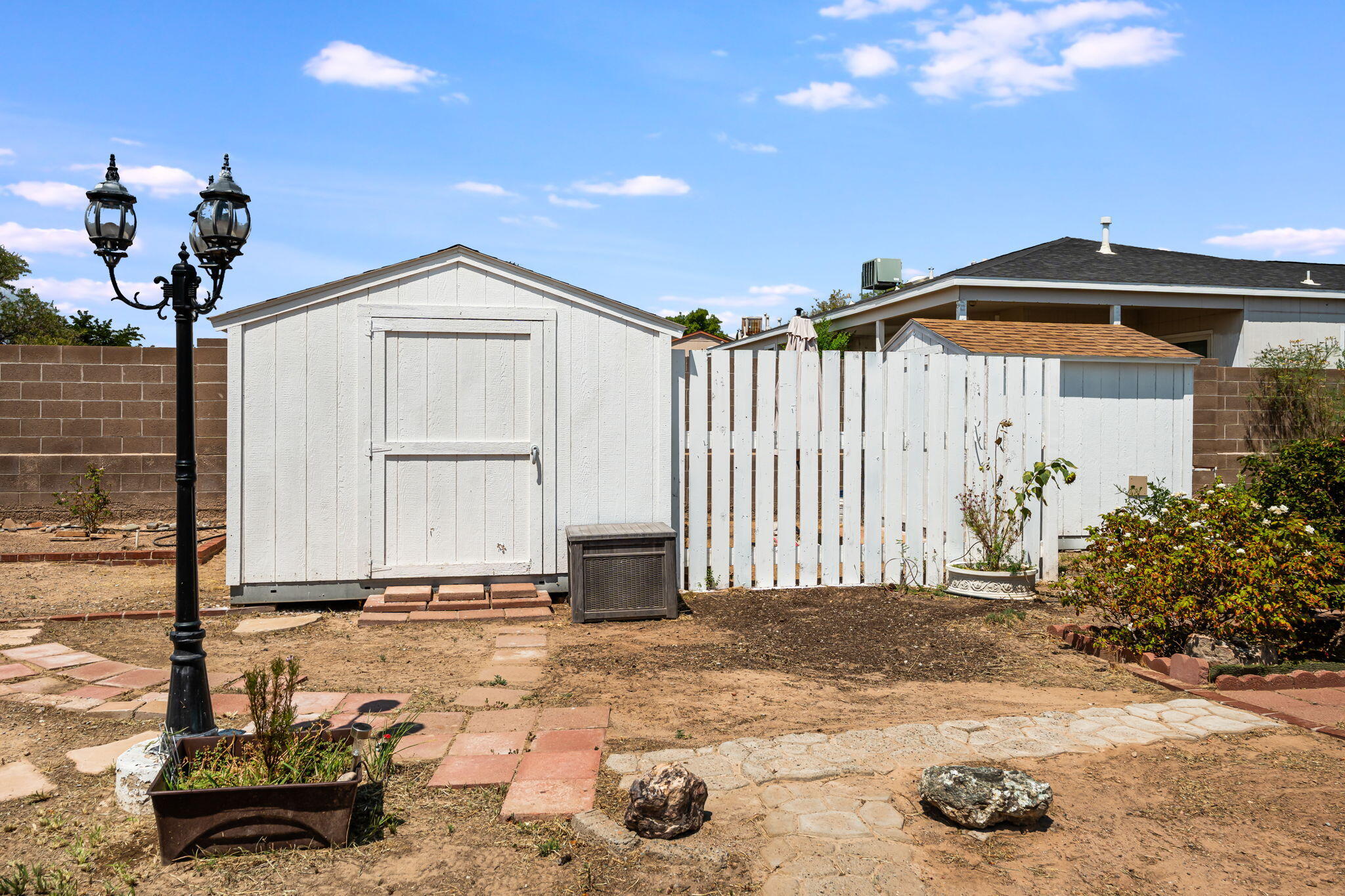 Photo 7 — 7250 Pelona Court NE