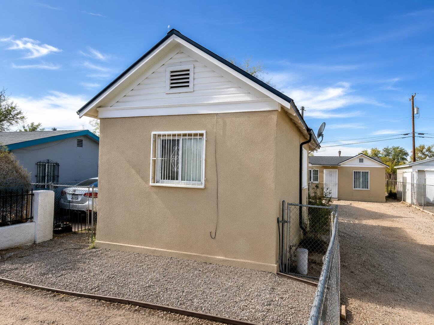 1709 Walter Street SE, Albuquerque, NM 87102