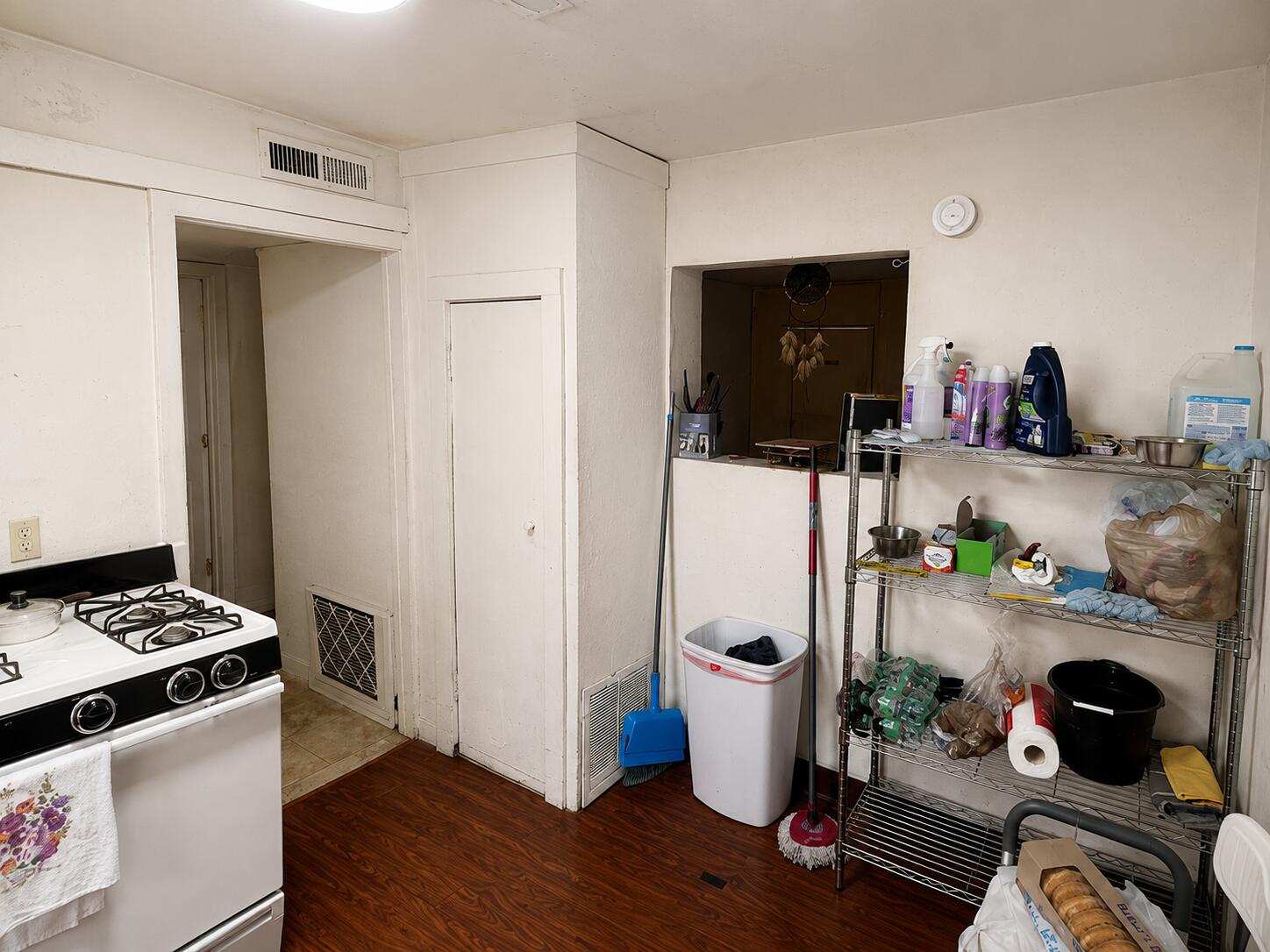 Photo 3 — 1709 Walter Street SE
