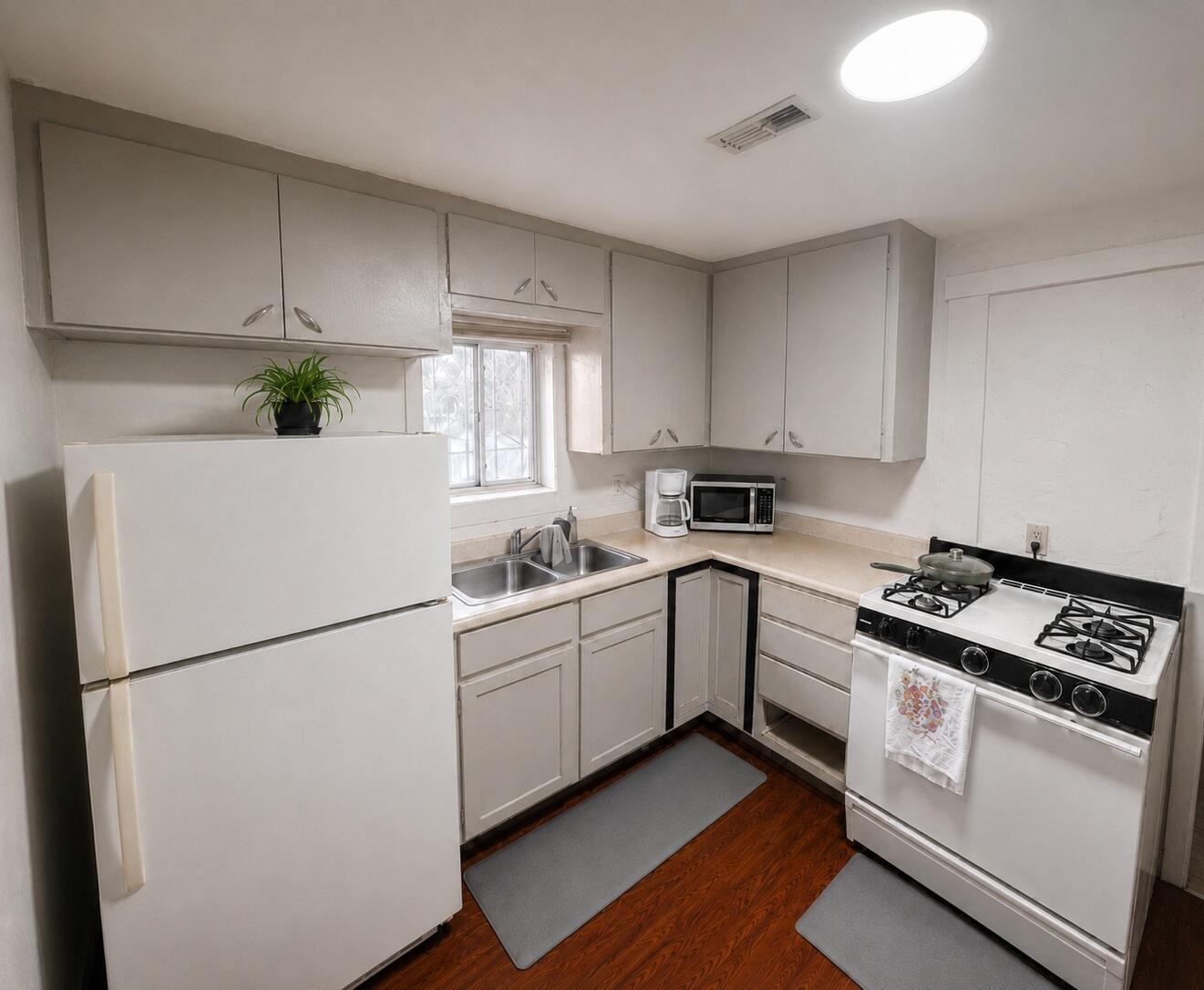 Photo 4 — 1709 Walter Street SE