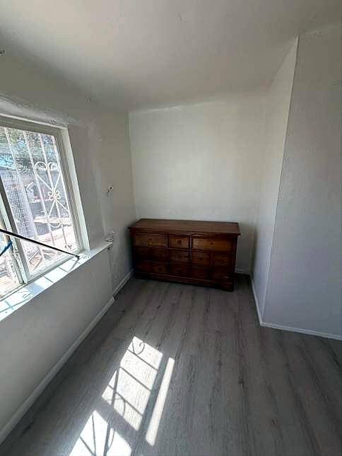 Photo 7 — 1709 Walter Street SE