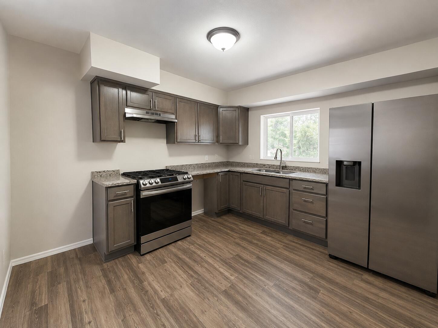 Photo 10 — 3213 Ortiz Drive NE