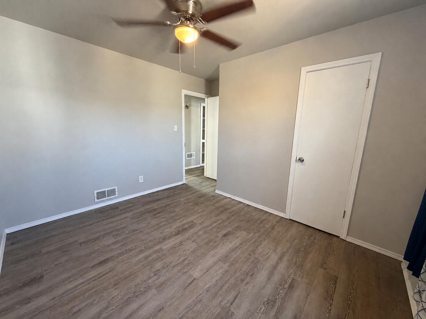 Photo 9 — 3213 Ortiz Drive NE