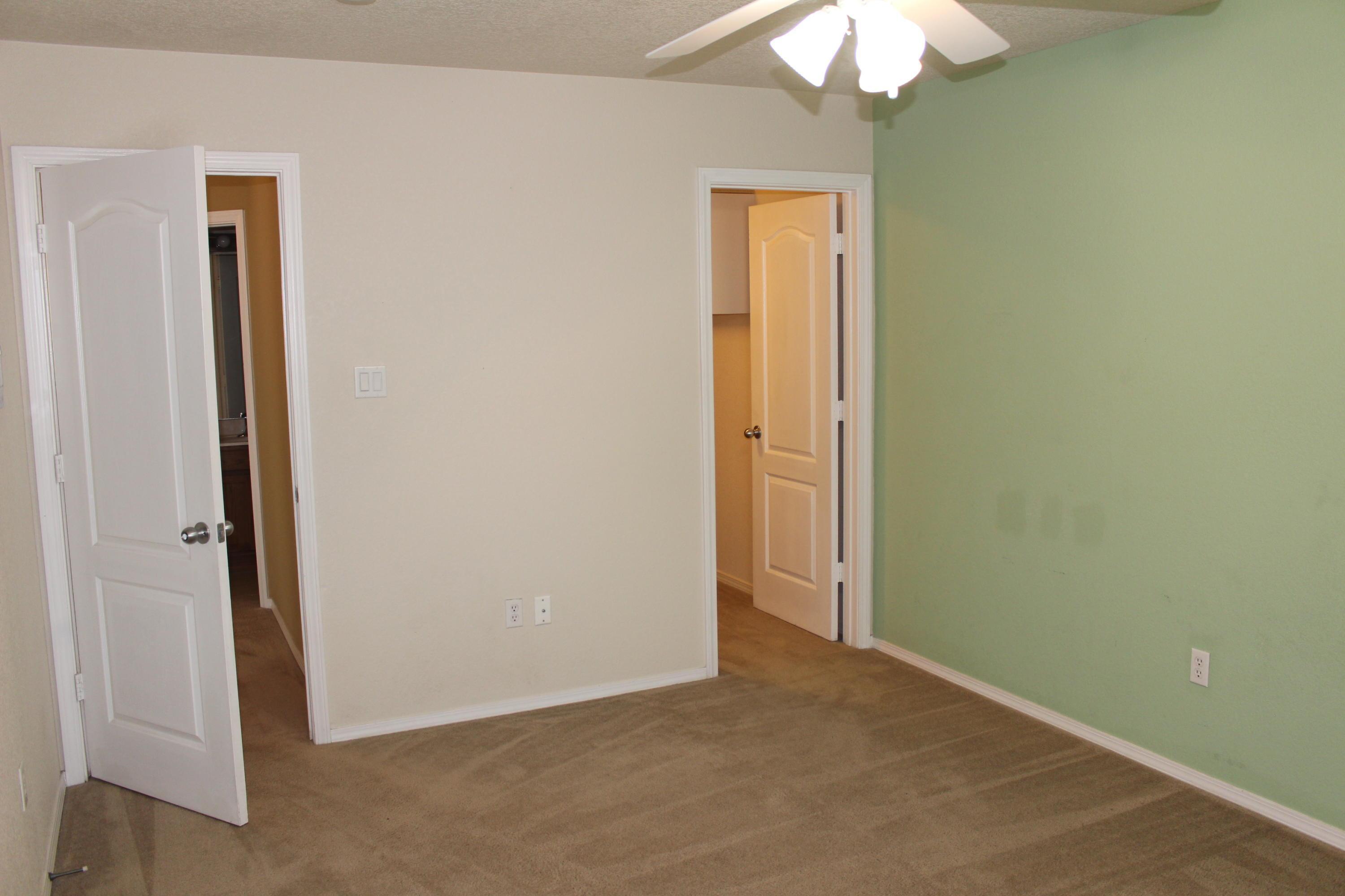 Photo 5 — 1829 Cortina Loop SE