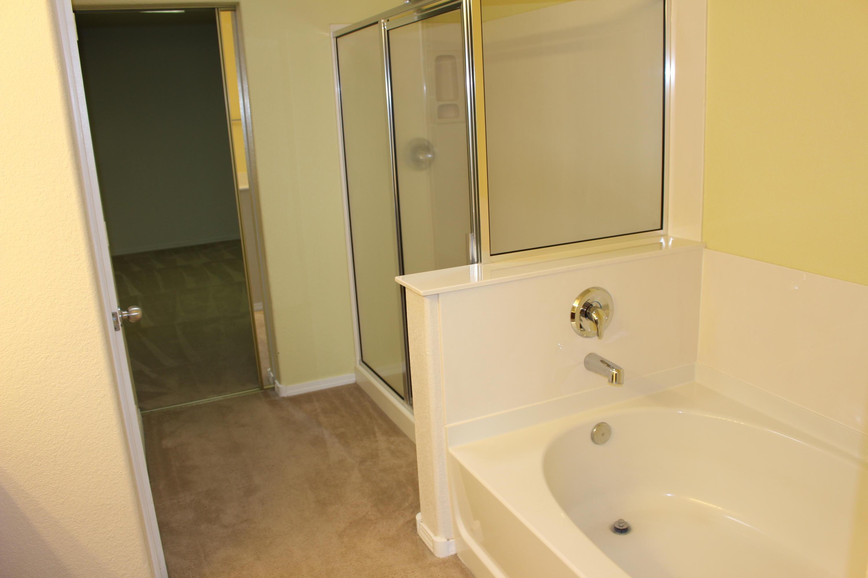 Photo 11 — 1829 Cortina Loop SE