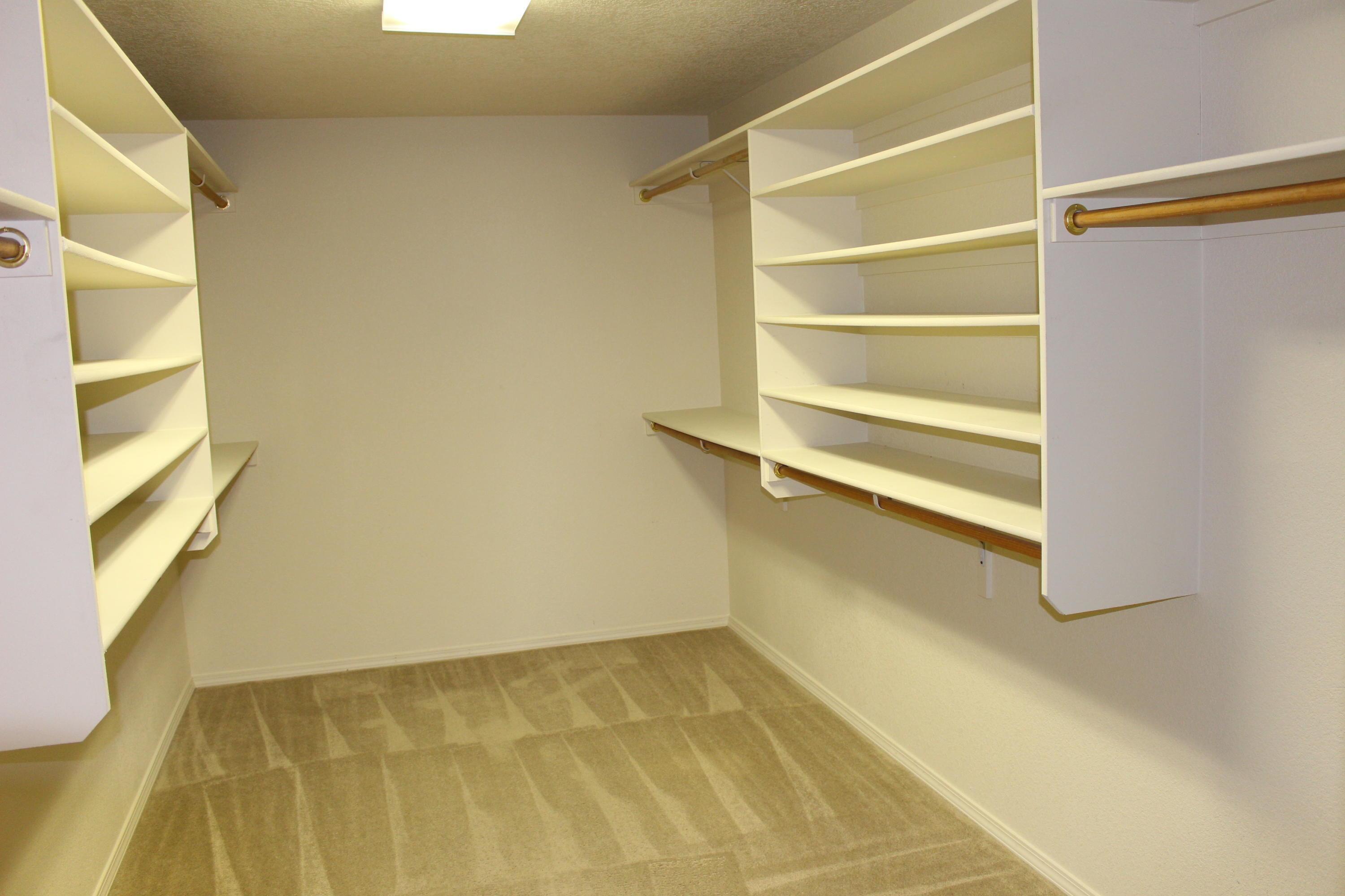 Photo 12 — 1829 Cortina Loop SE