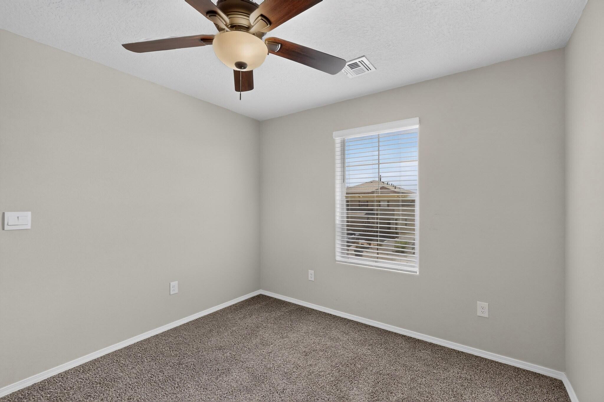 Photo 9 — 4847 Mount Salas Street NE