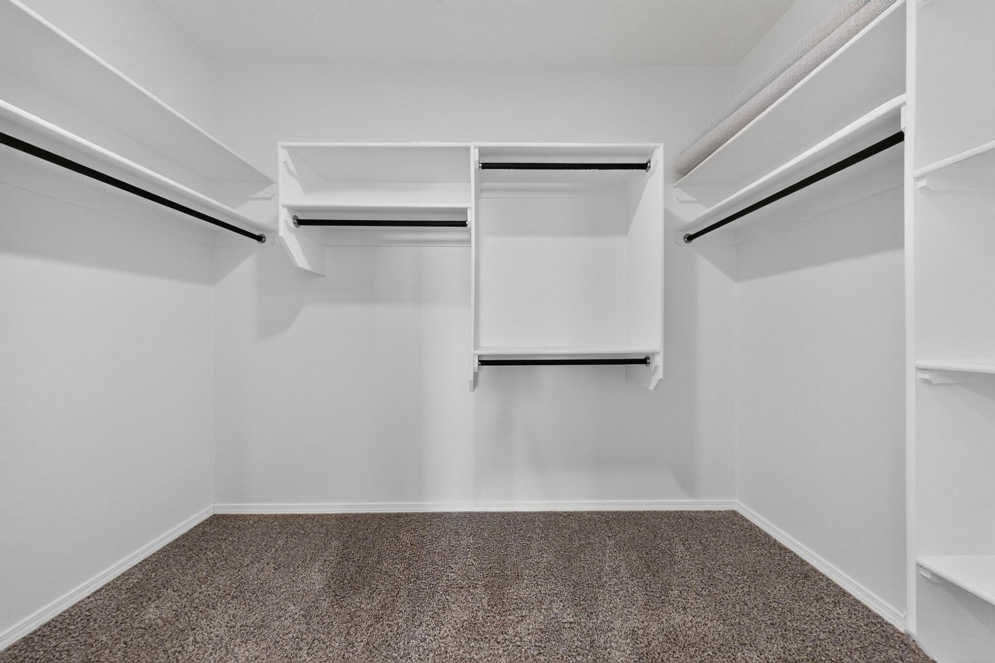 Photo 11 — 4847 Mount Salas Street NE