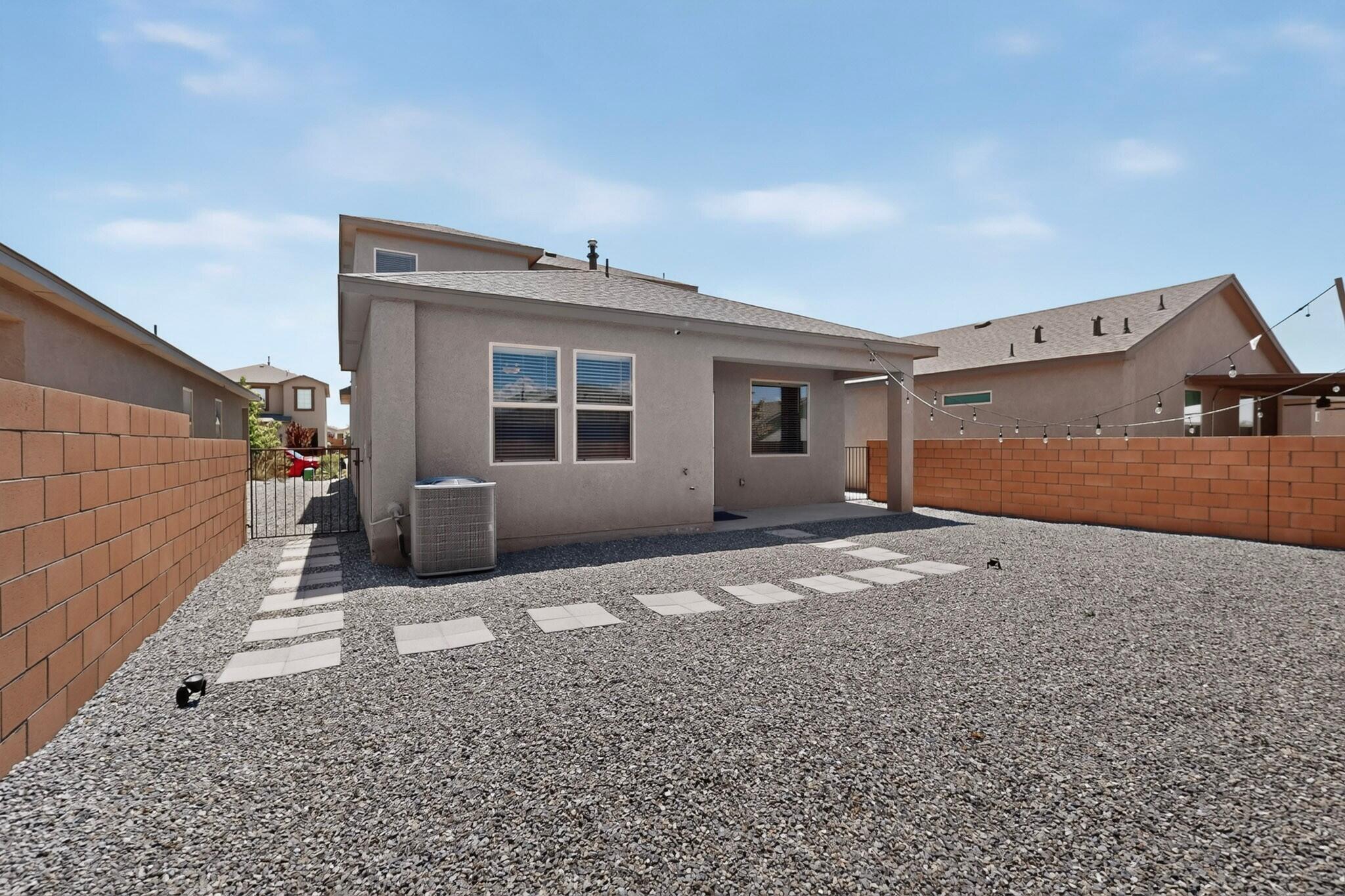 Photo 16 — 4847 Mount Salas Street NE