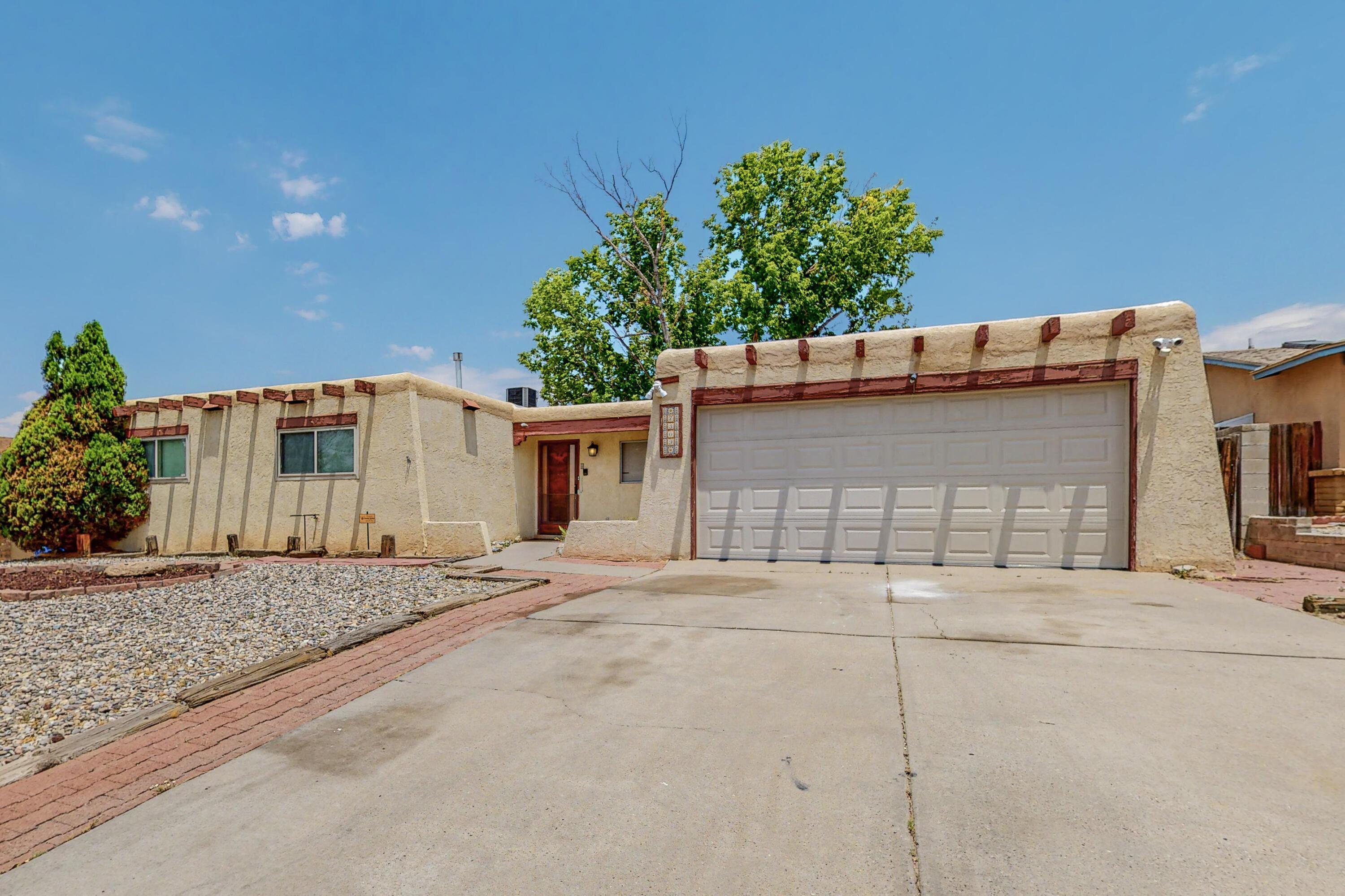 Photo 5 — 7309 Coulson Drive NE