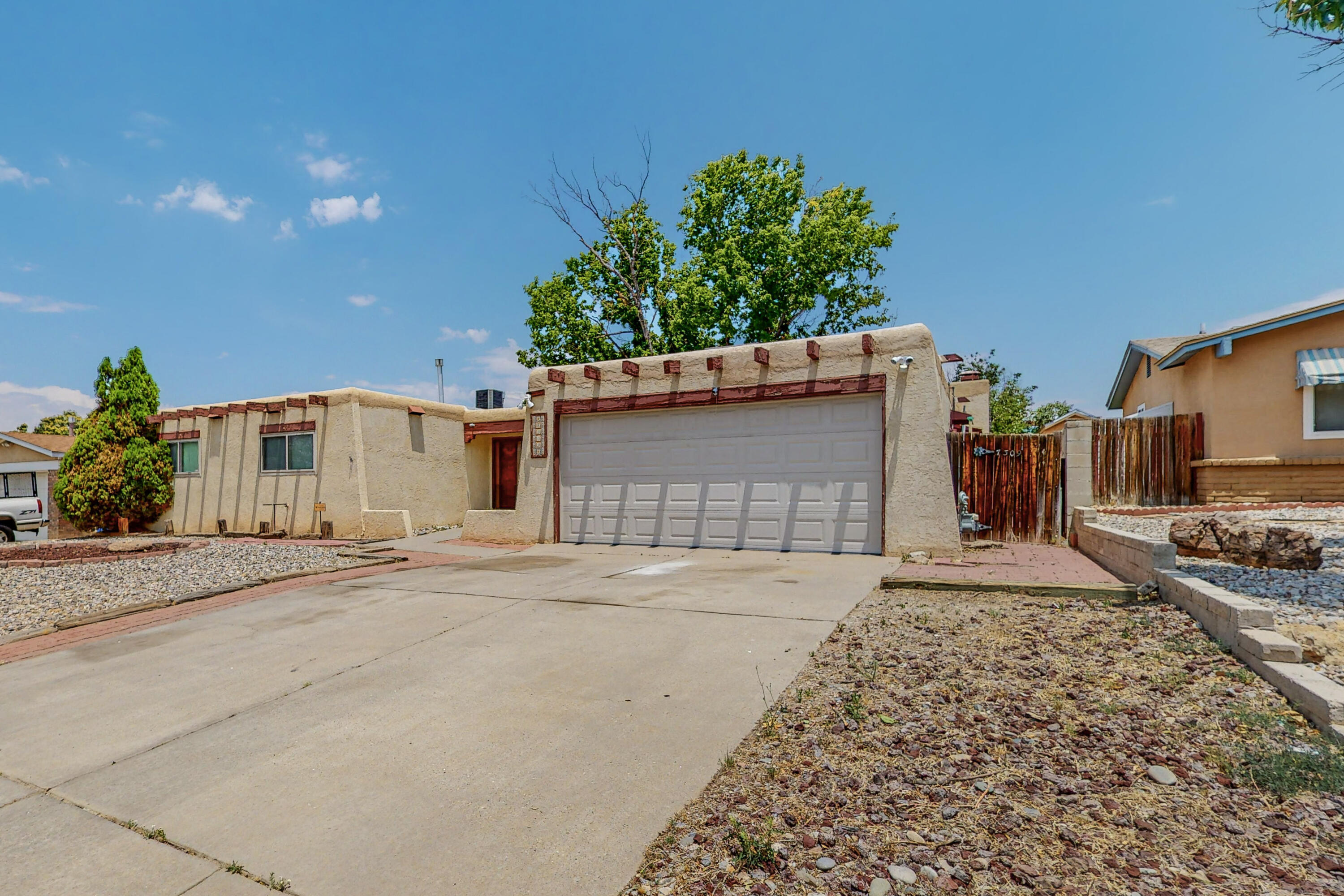 Photo 2 — 7309 Coulson Drive NE