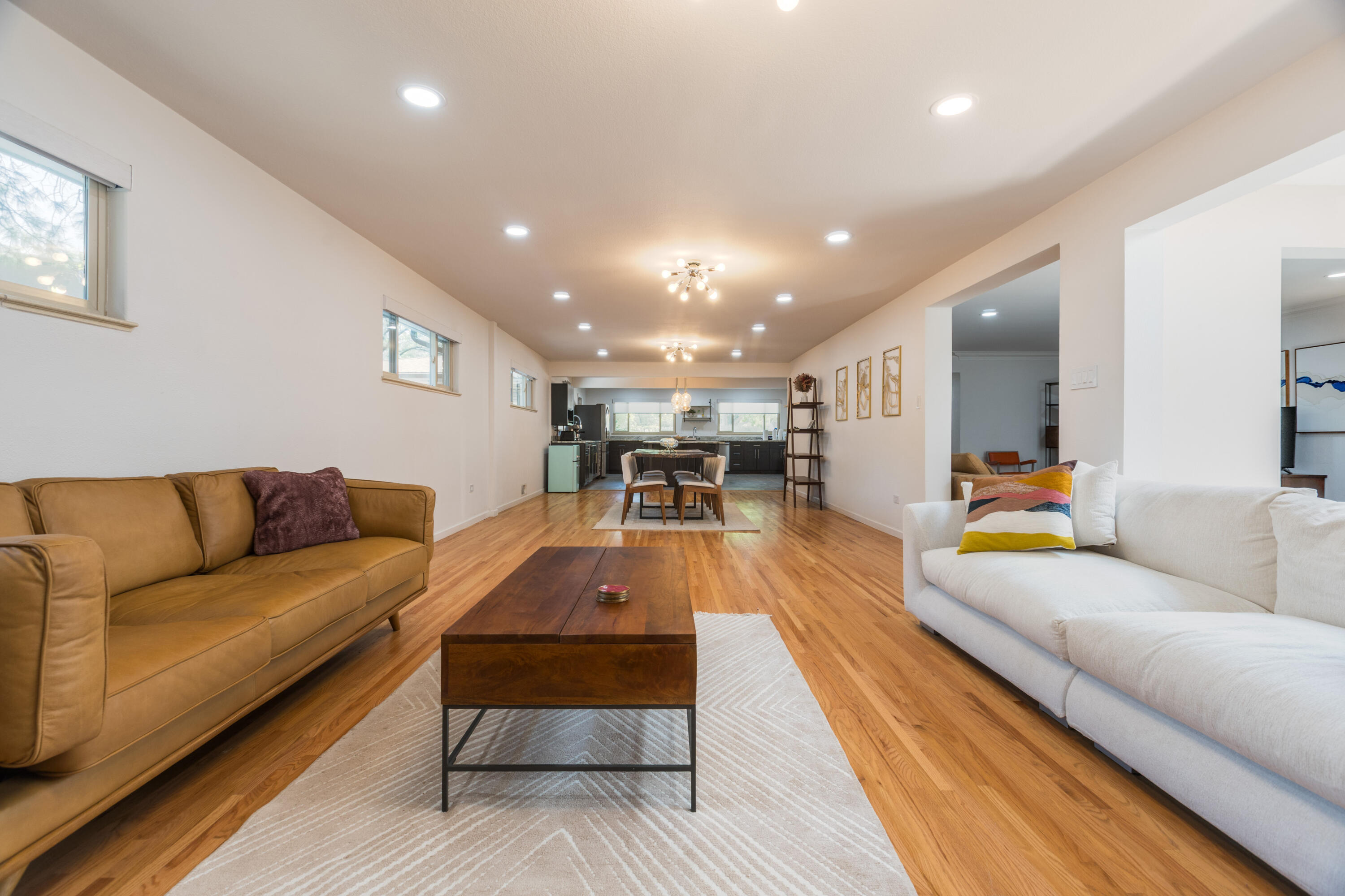 Photo 17 — 630 Sierra Drive SE