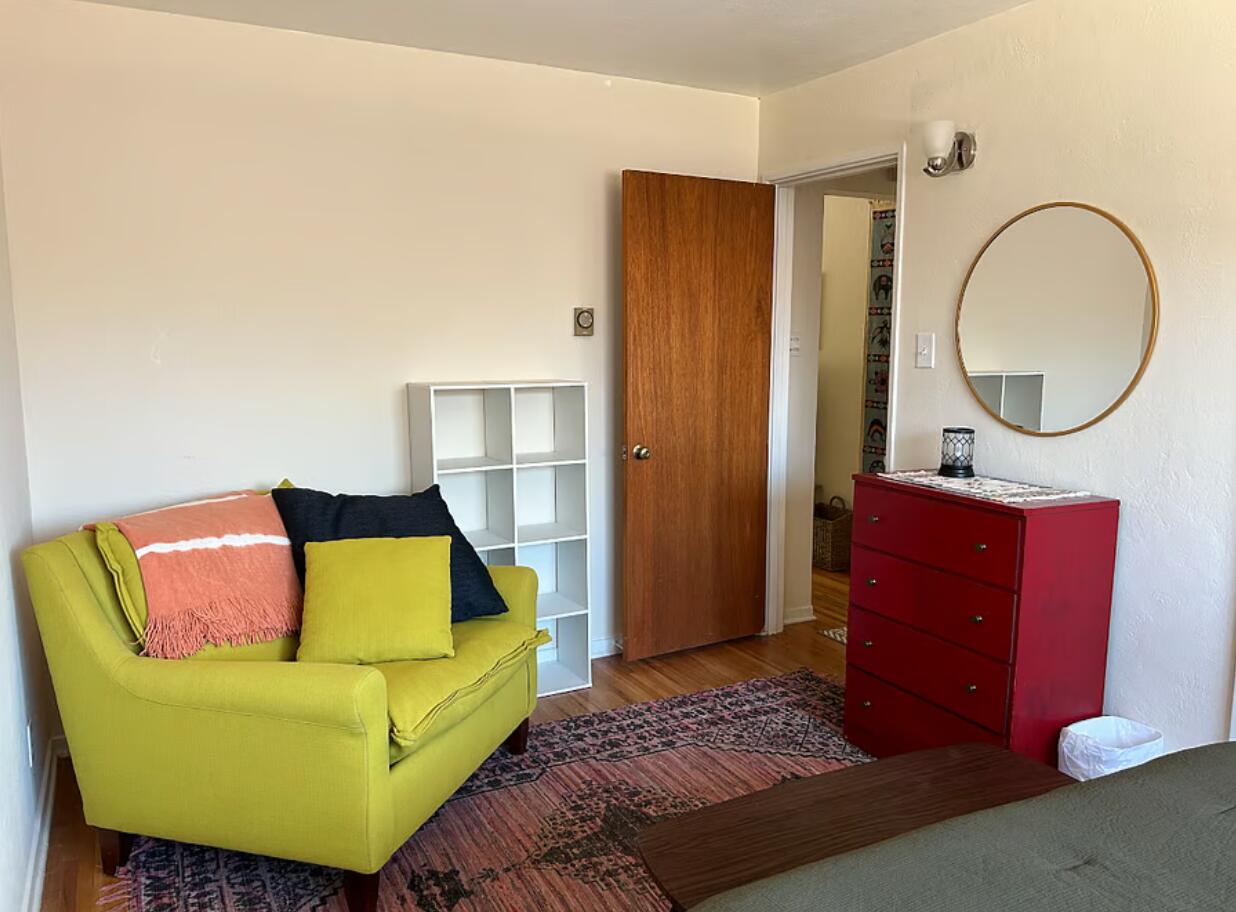 Photo 15 — 1805 Alvarado Drive NE