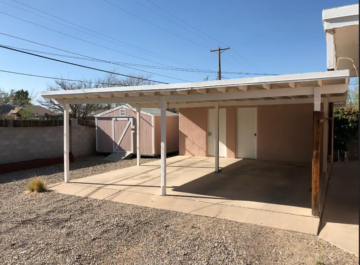 Photo 2 — 1805 Alvarado Drive NE