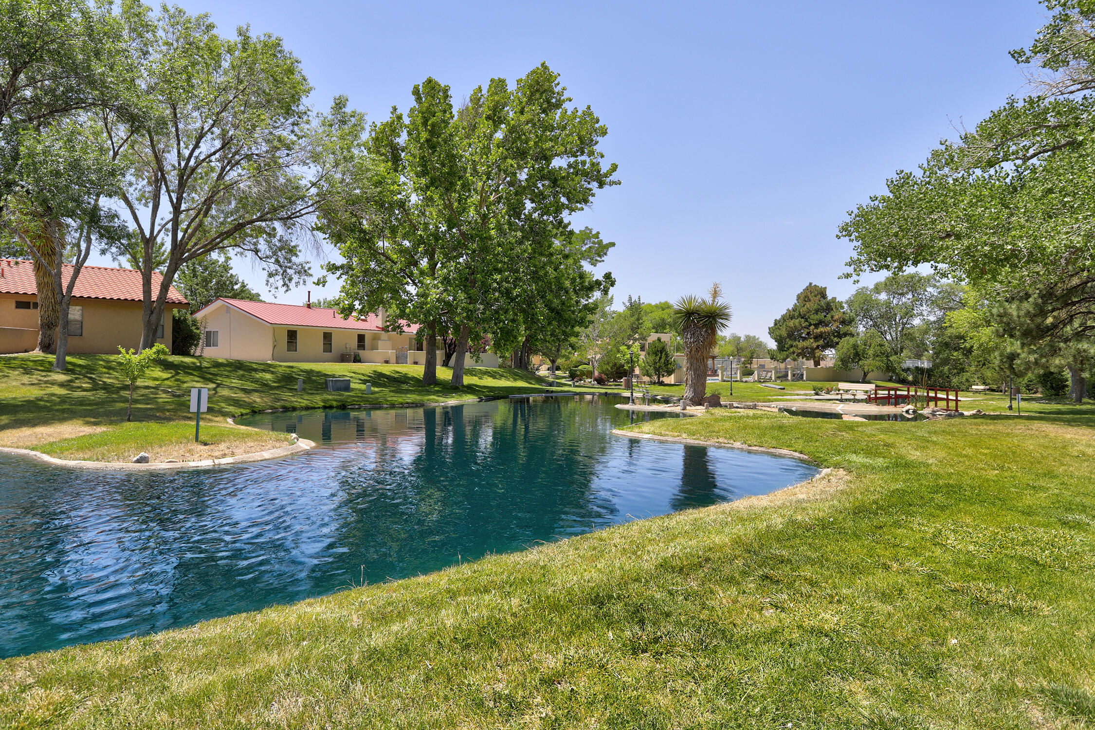 Photo 7 — 612 Green Valley Drive SE