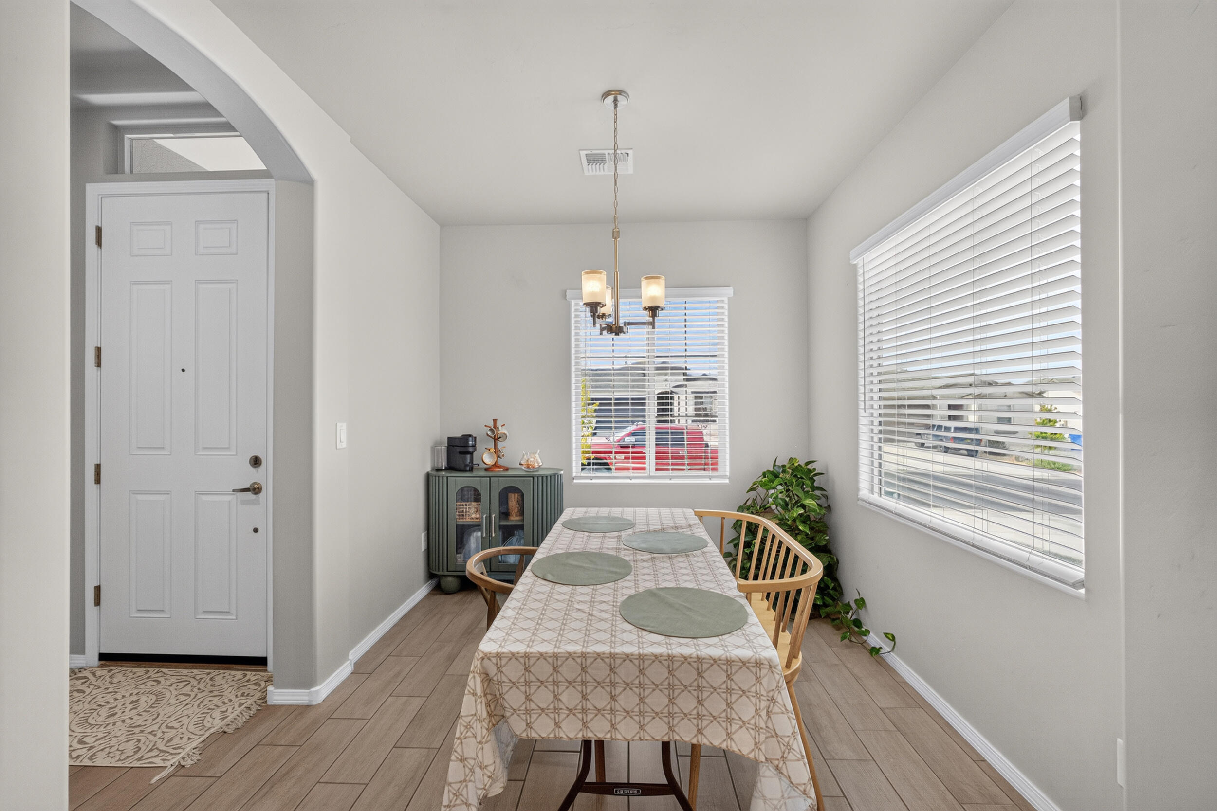 Photo 11 — 4709 Manzano Peak Street SW