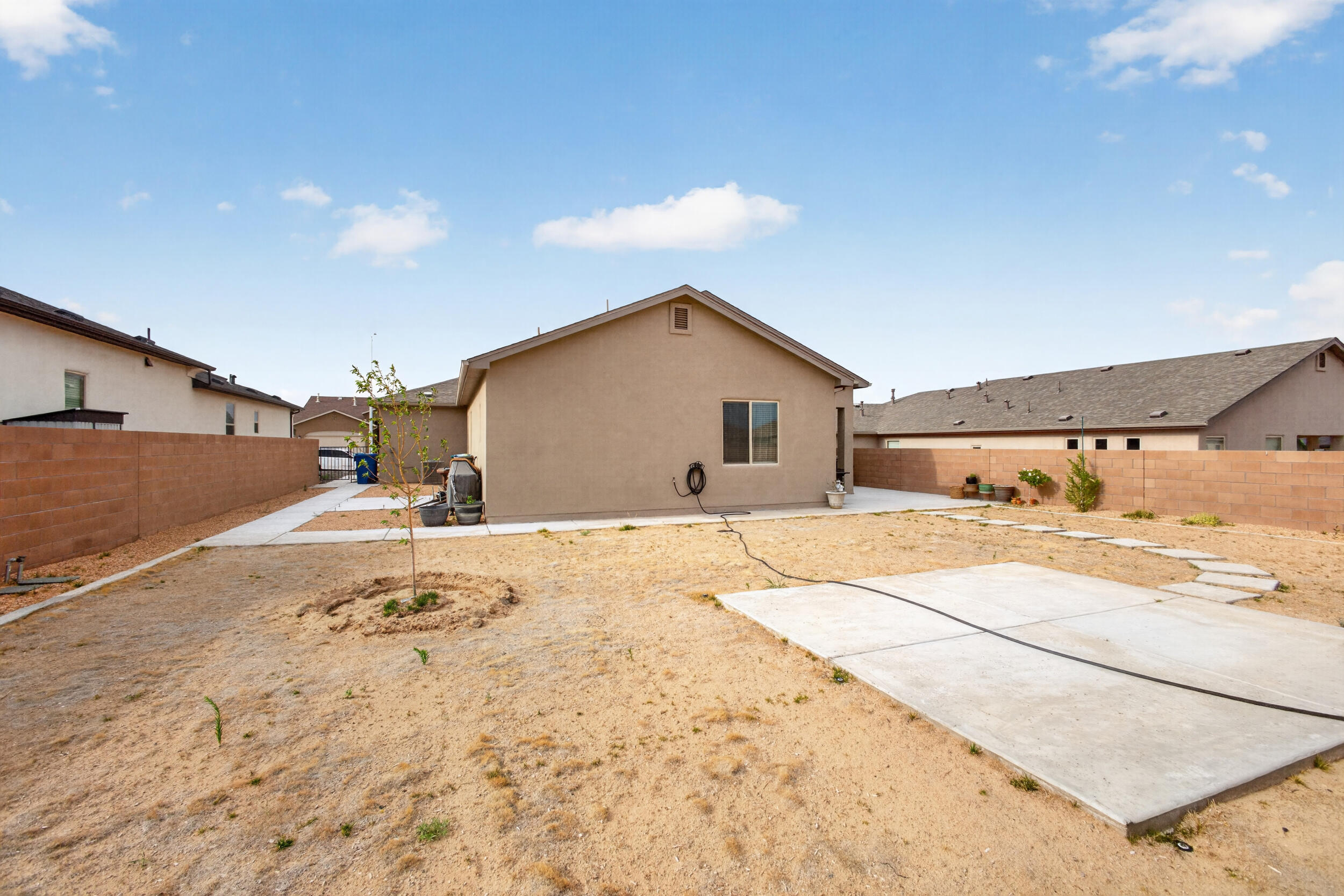 Photo 7 — 4709 Manzano Peak Street SW