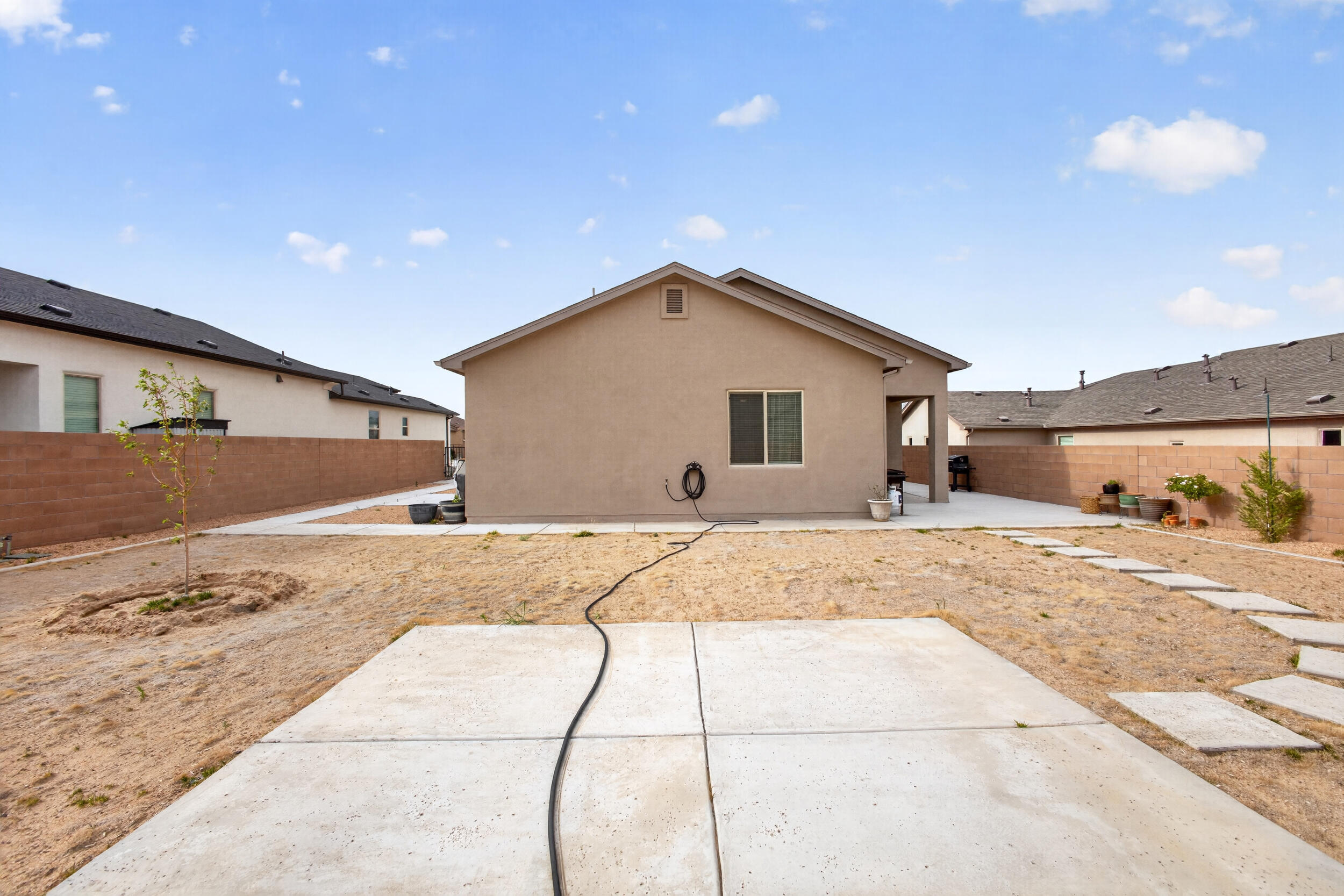 Photo 4 — 4709 Manzano Peak Street SW