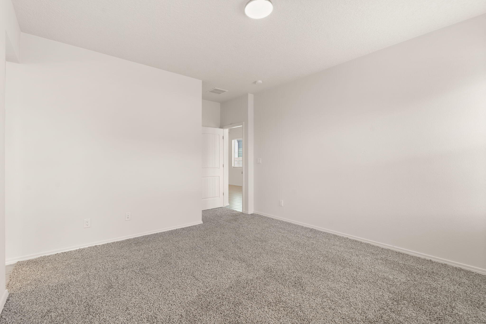 Photo 18 — 5606 Linq Court NE