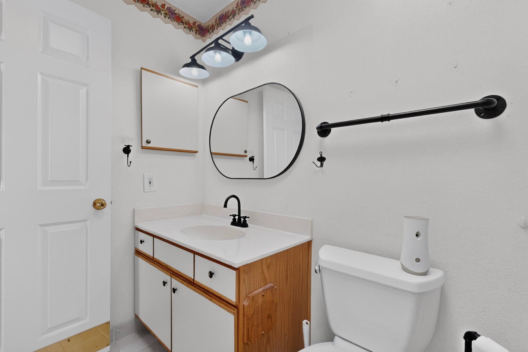 Photo 20 — 1724 Blueberry Drive NE