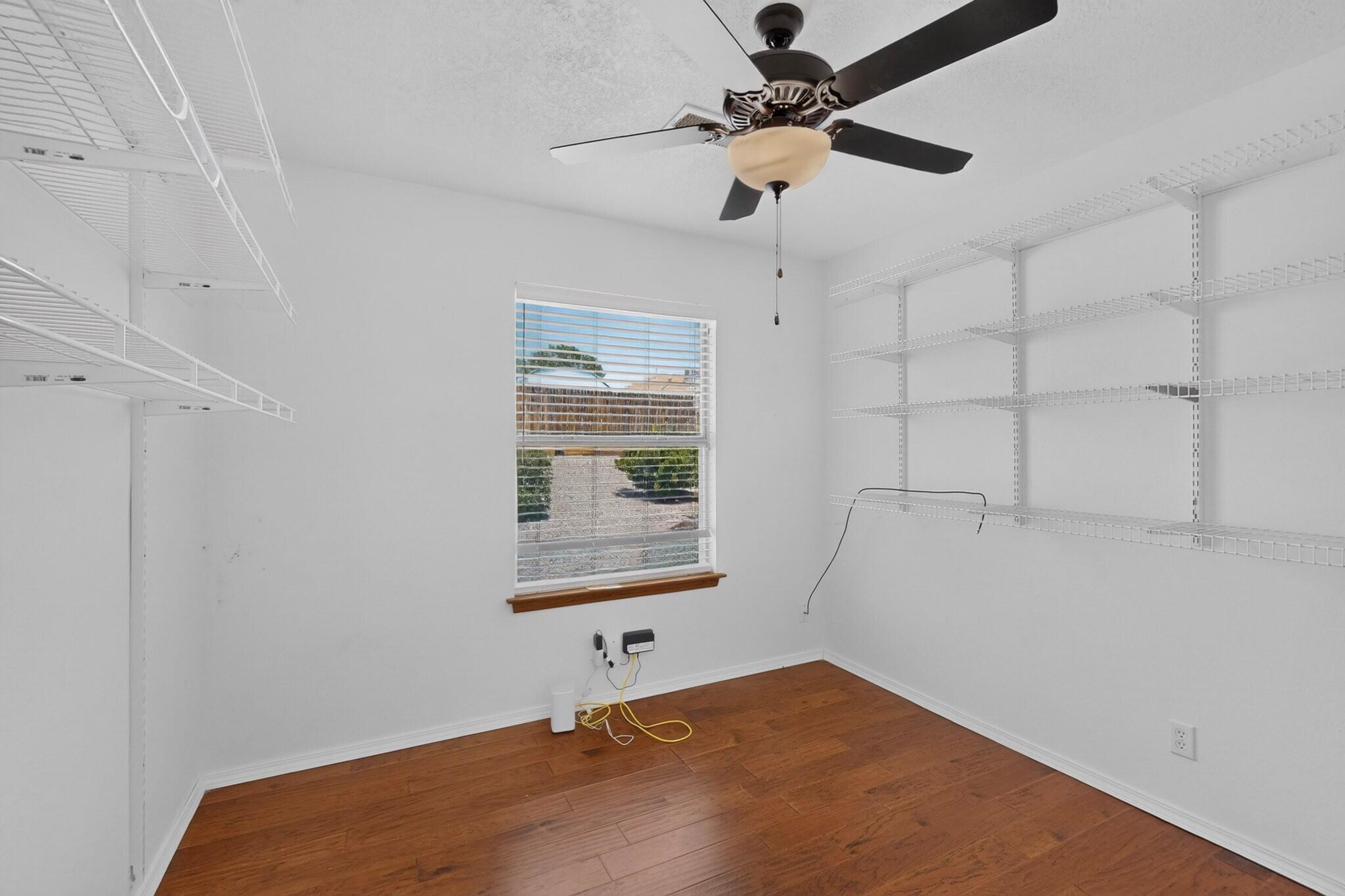 Photo 14 — 1724 Blueberry Drive NE