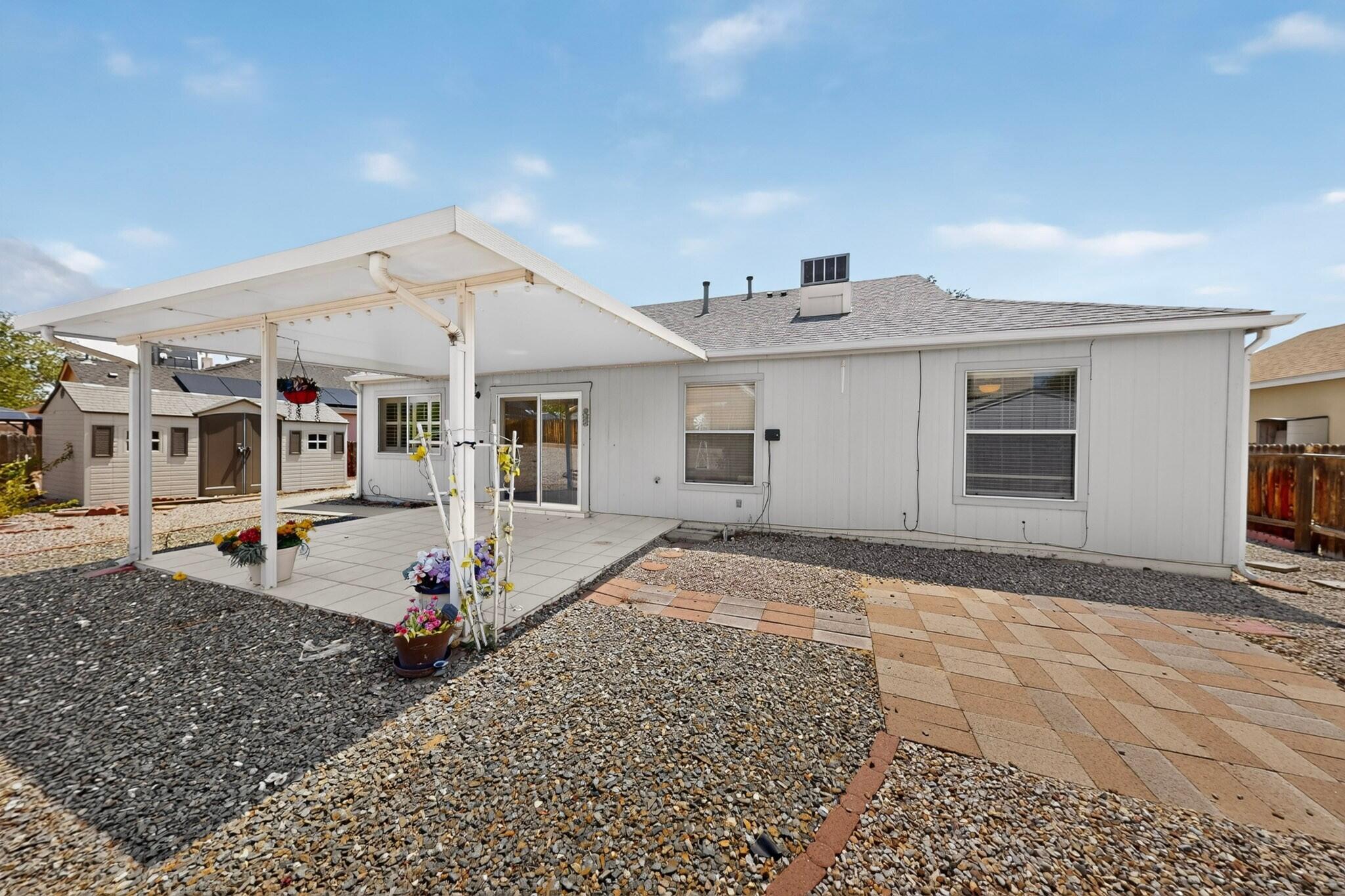 Photo 8 — 1724 Blueberry Drive NE