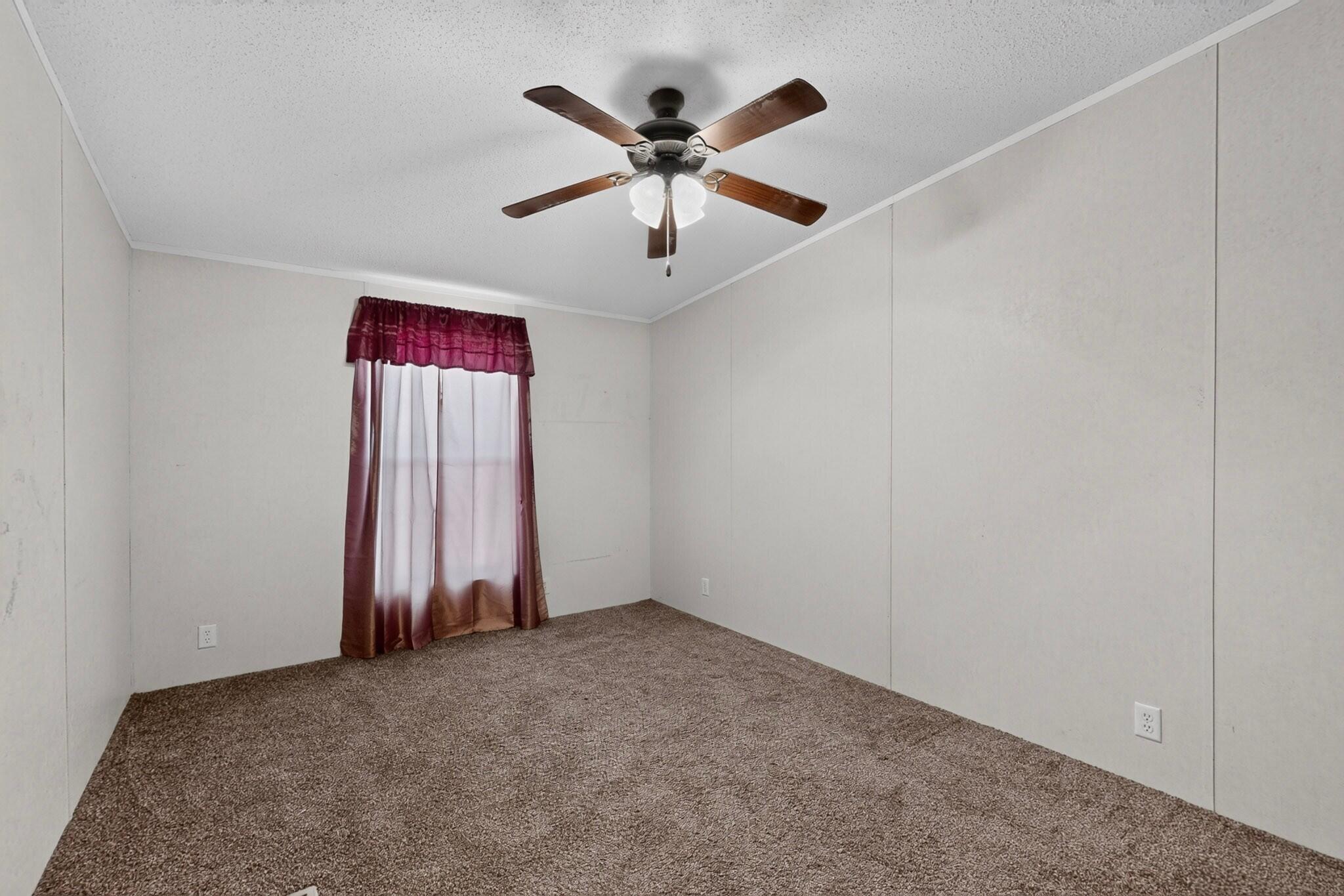 Photo 18 — 1014 25th Street SW