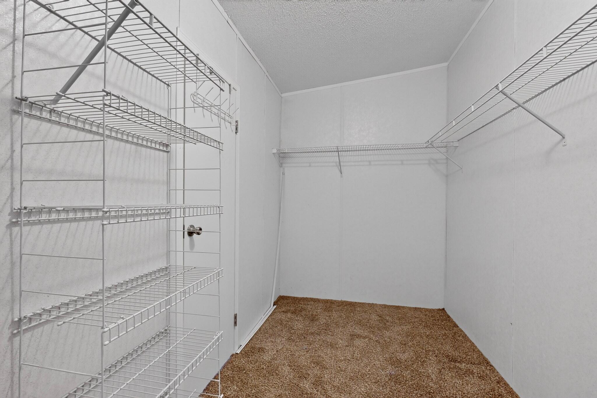 Photo 12 — 1014 25th Street SW