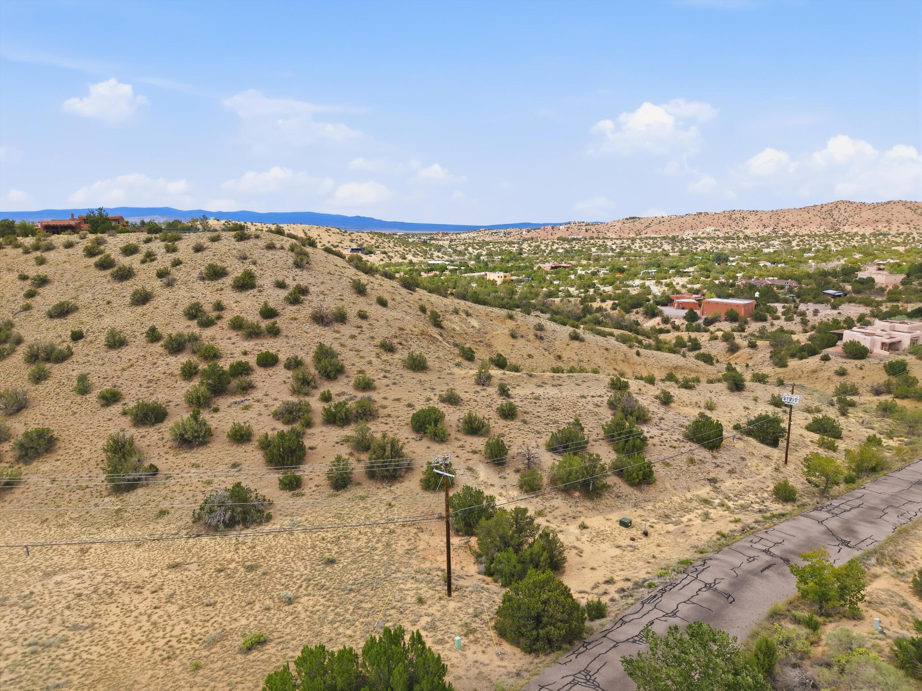  Calle Arbolitos, Placitas, NM 87043
