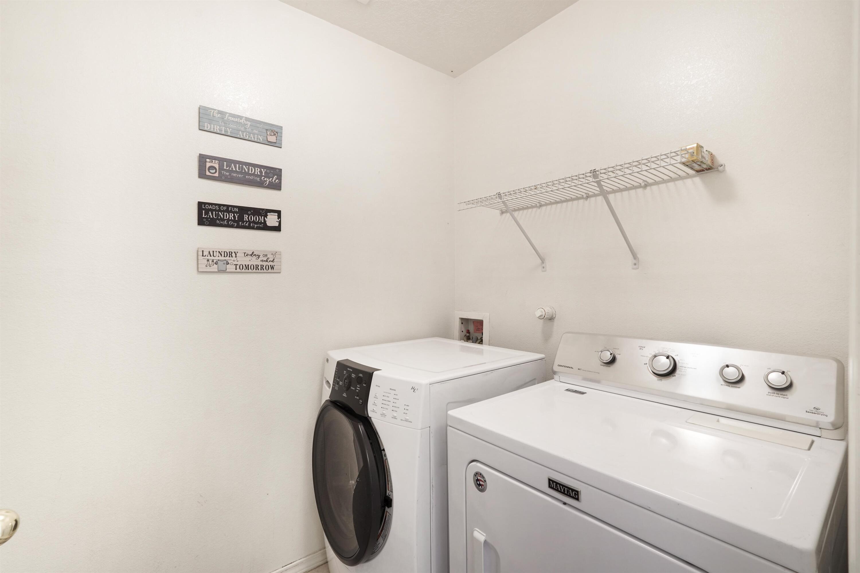 Photo 8 — 5314 Caprock Court NE