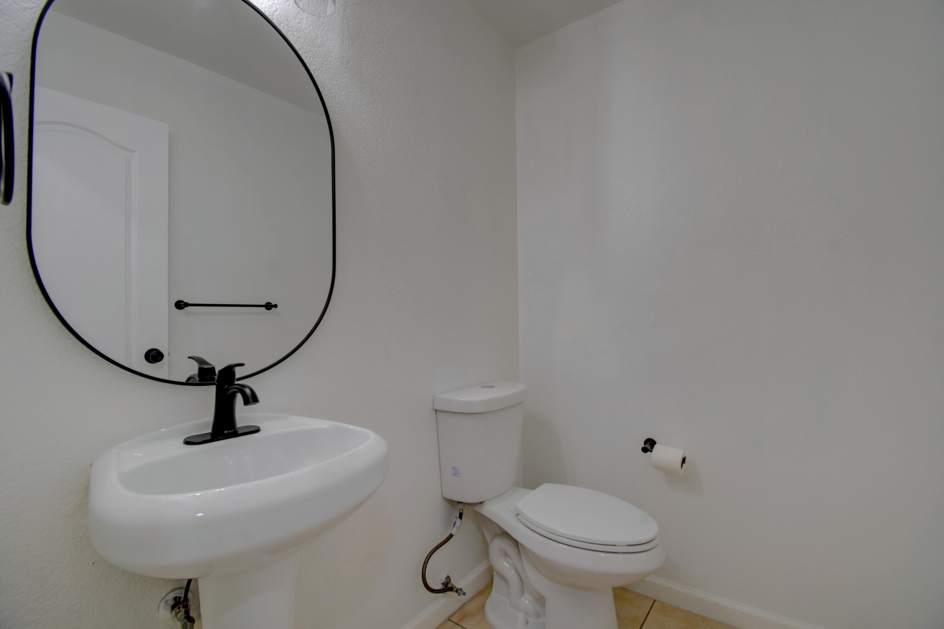 Photo 7 — 3401 Yellow Pine Lane SW