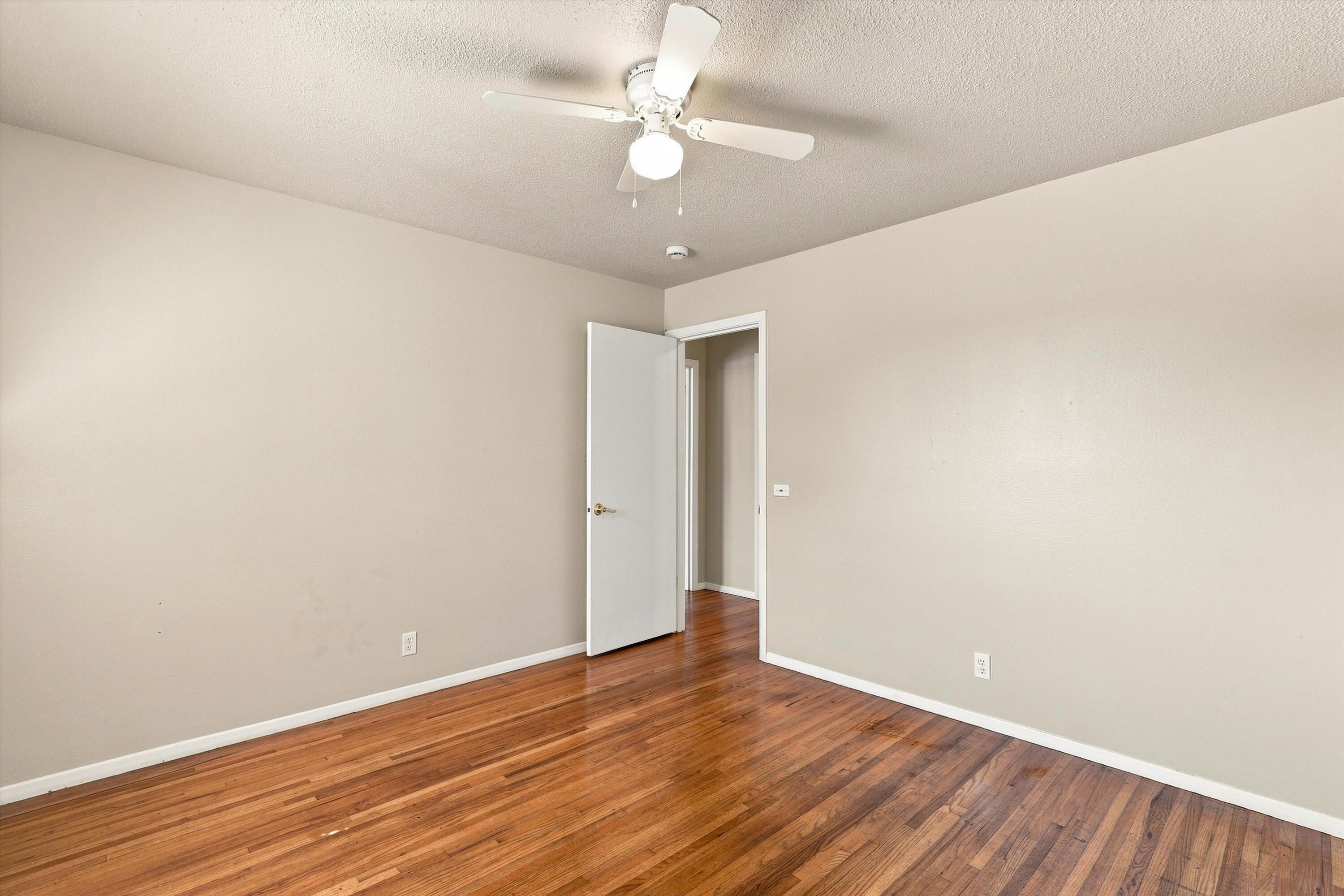 Photo 14 — 7208 Pickard Avenue NE