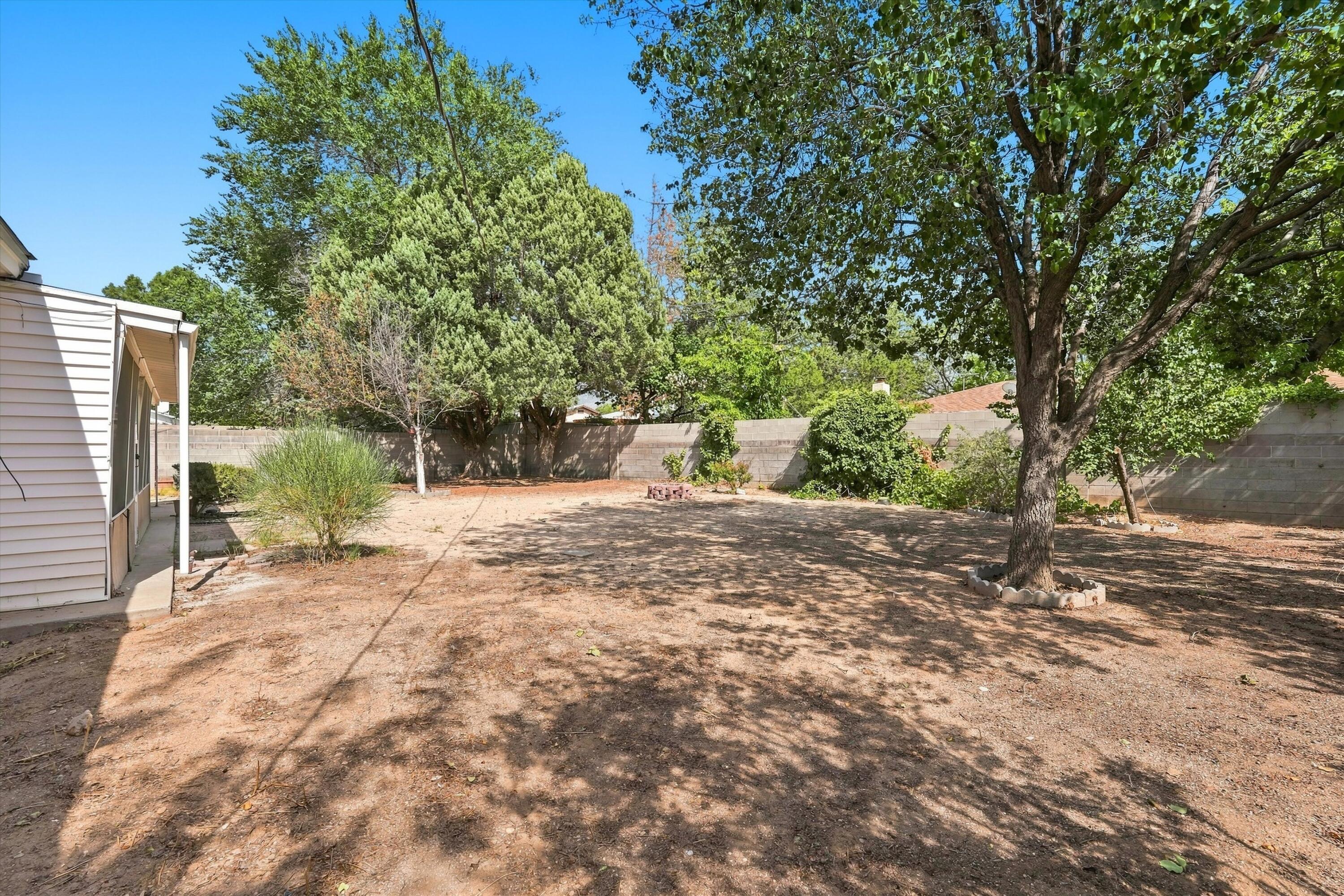Photo 7 — 7208 Pickard Avenue NE