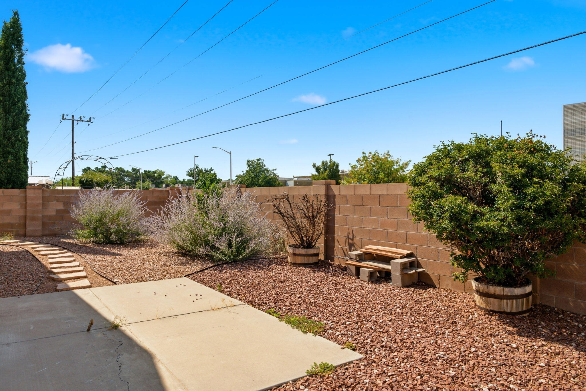 Photo 3 — 6705 Photinia Place NW