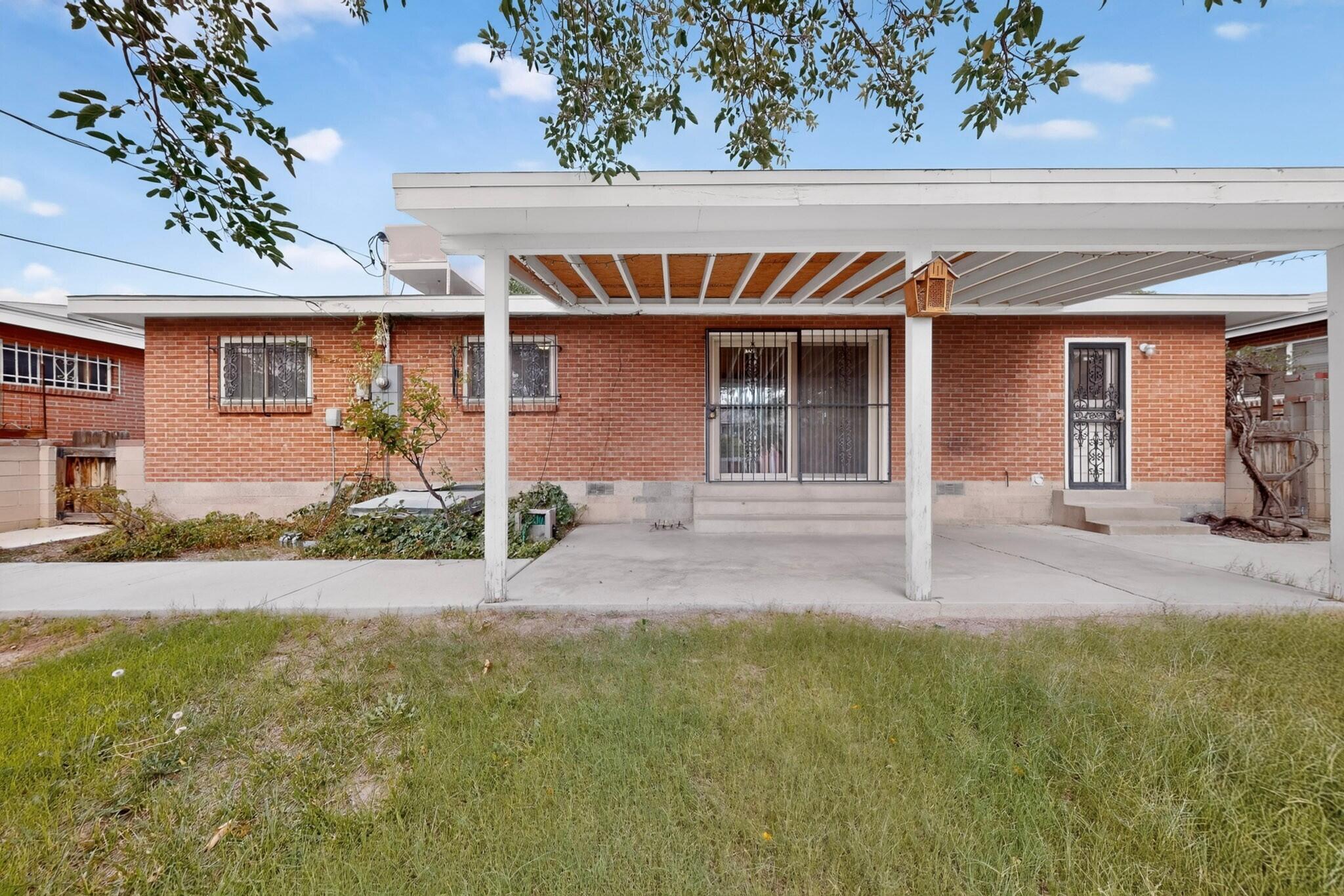 Photo 17 — 1809 Cornell Drive SE